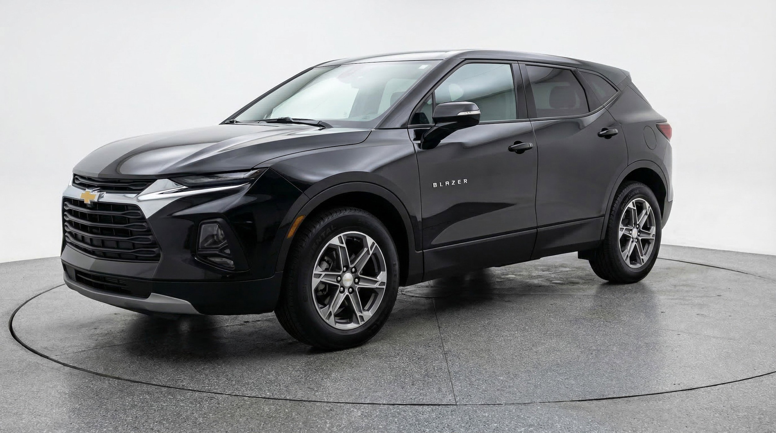 Thumbnail: 2025 Chevrolet Blazer - 3