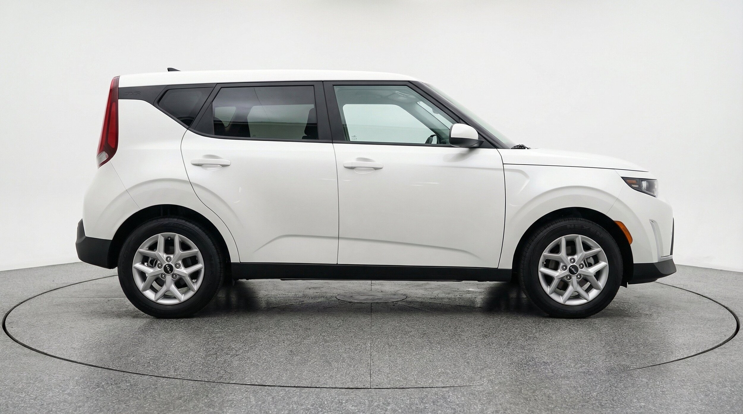 Thumbnail: 2025 Kia Soul - 11