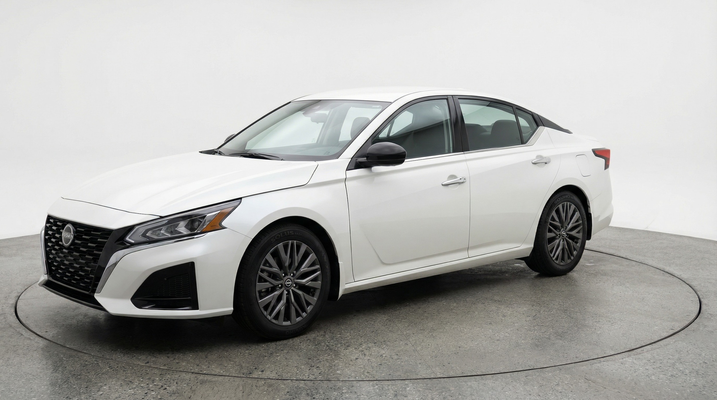 Thumbnail: 2025 Nissan Altima - 3