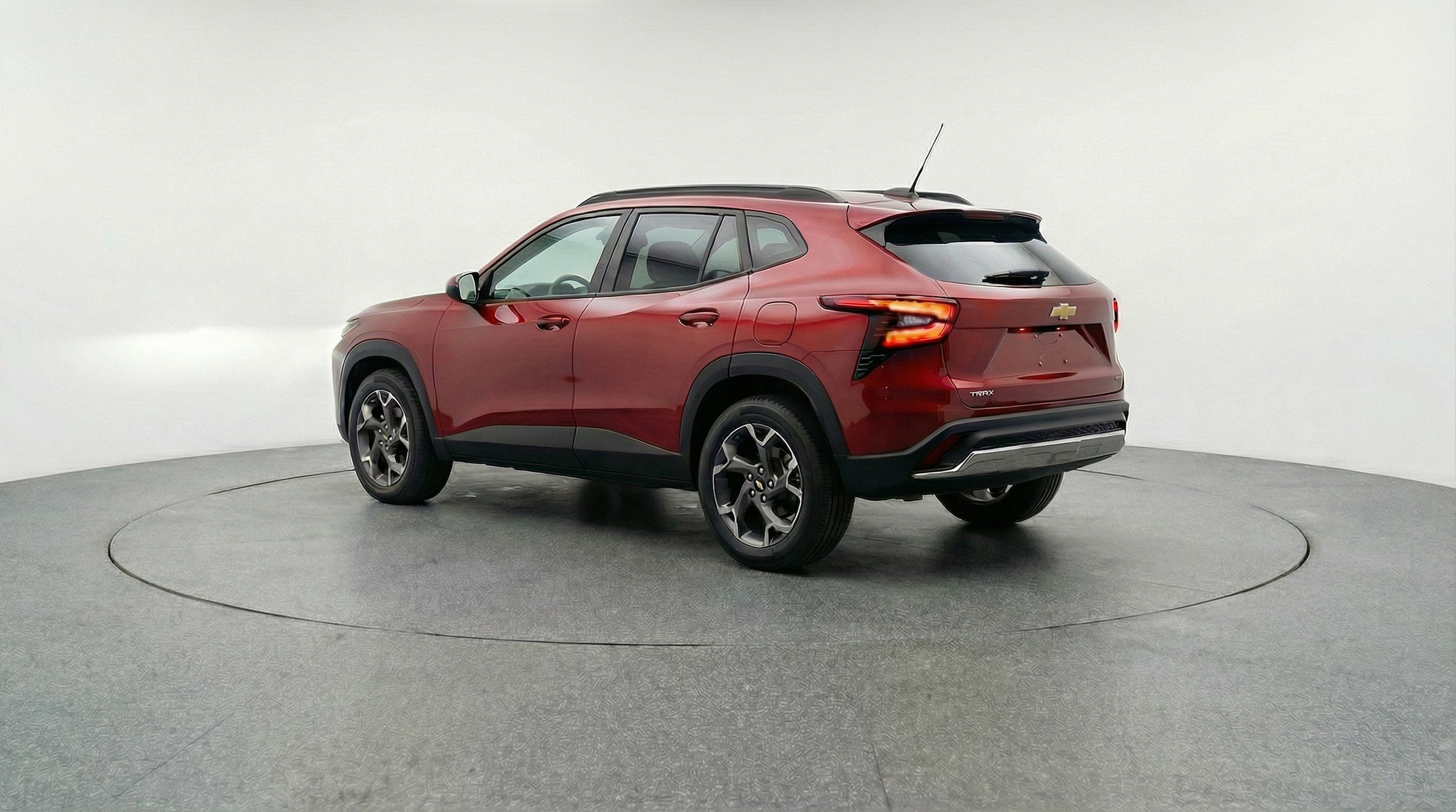 Thumbnail: 2025 Chevrolet Trax - 6