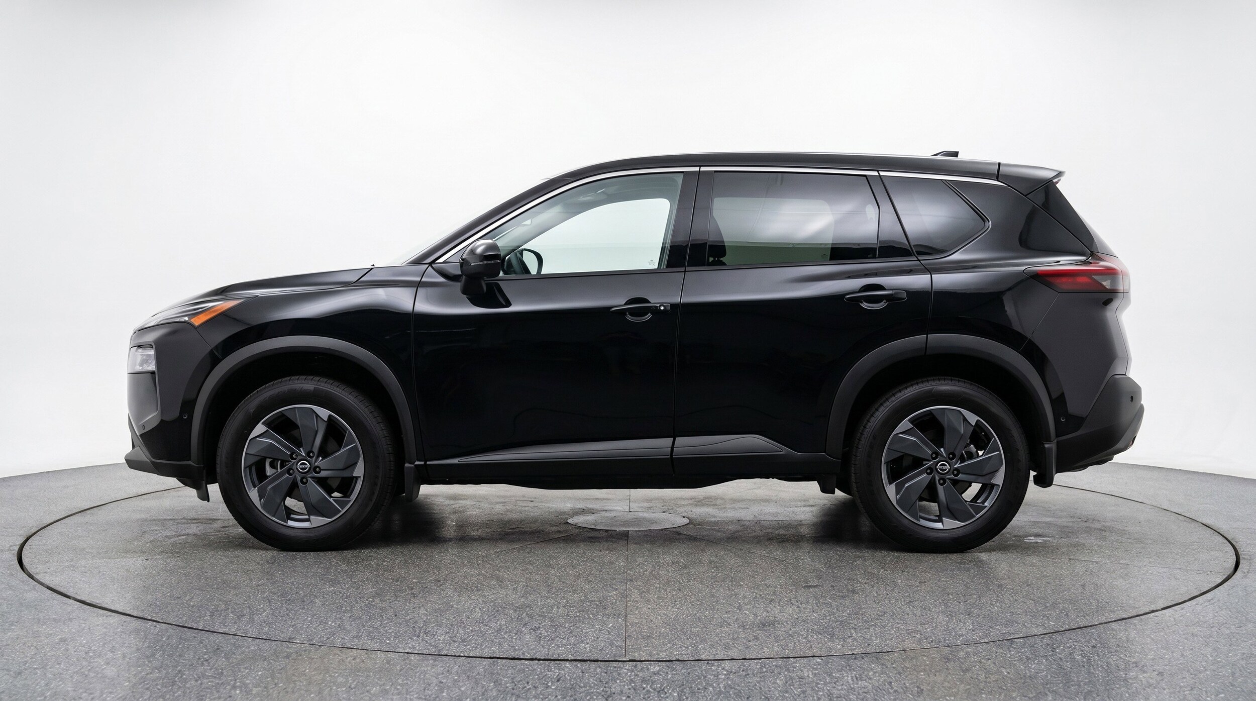 Thumbnail: 2025 Nissan Rogue - 5