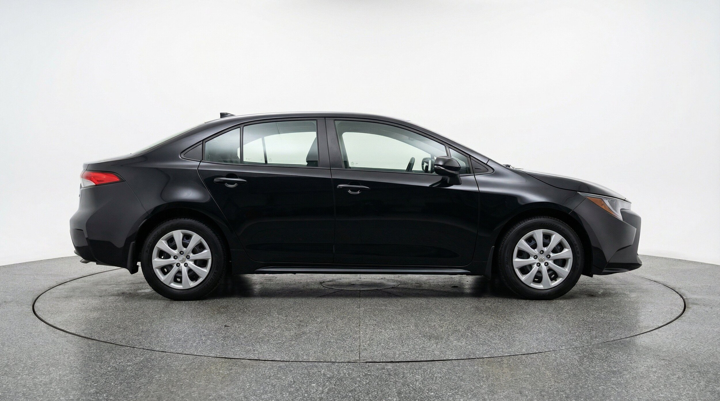 Thumbnail: 2025 Toyota Corolla - 11