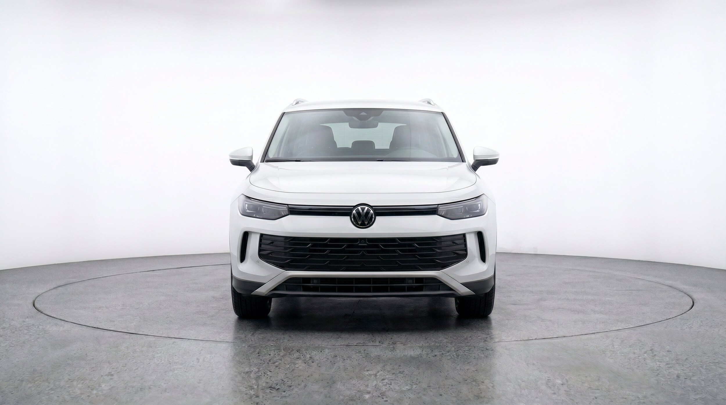 Thumbnail: 2026 Volkswagen Tiguan - 2