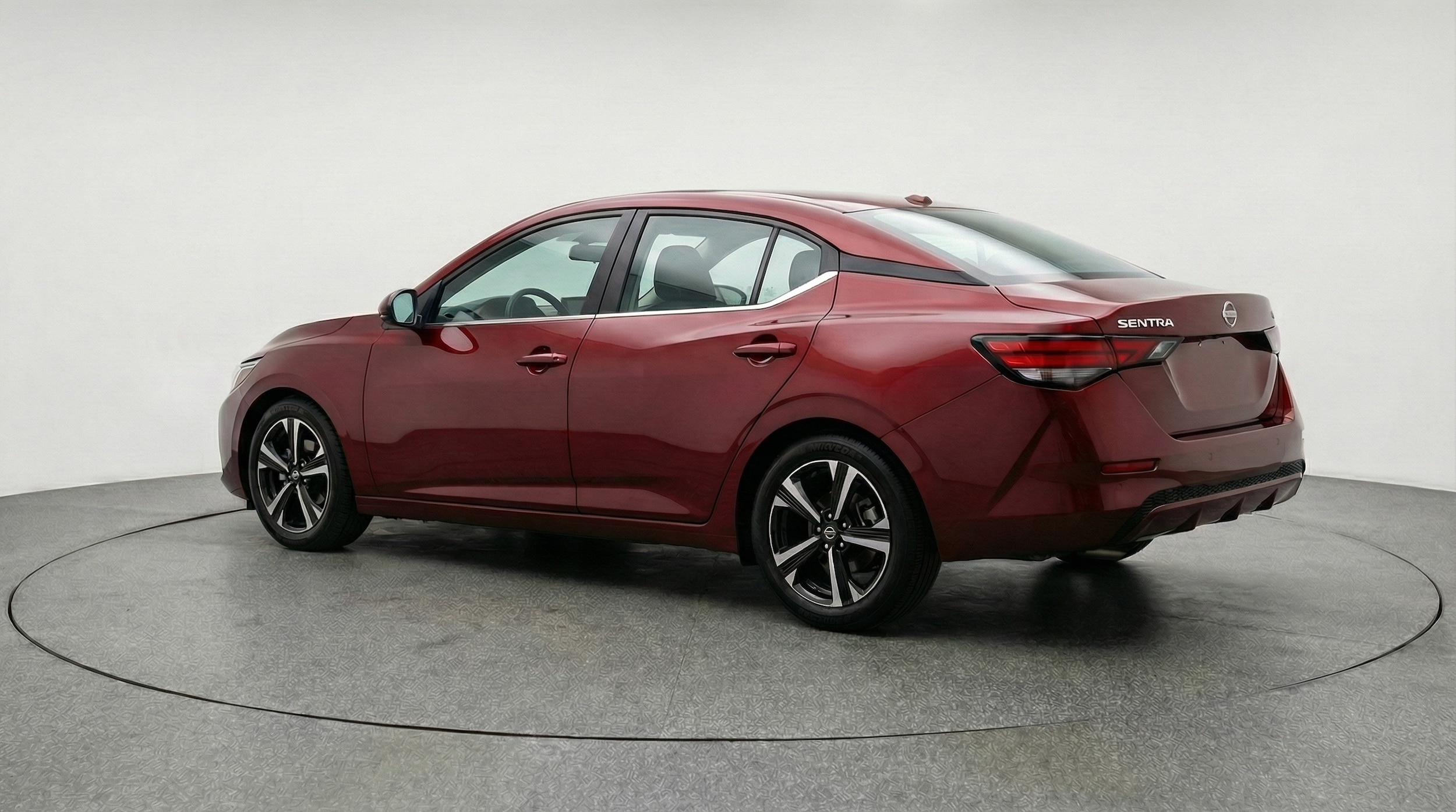 Thumbnail: 2025 Nissan Sentra - 5