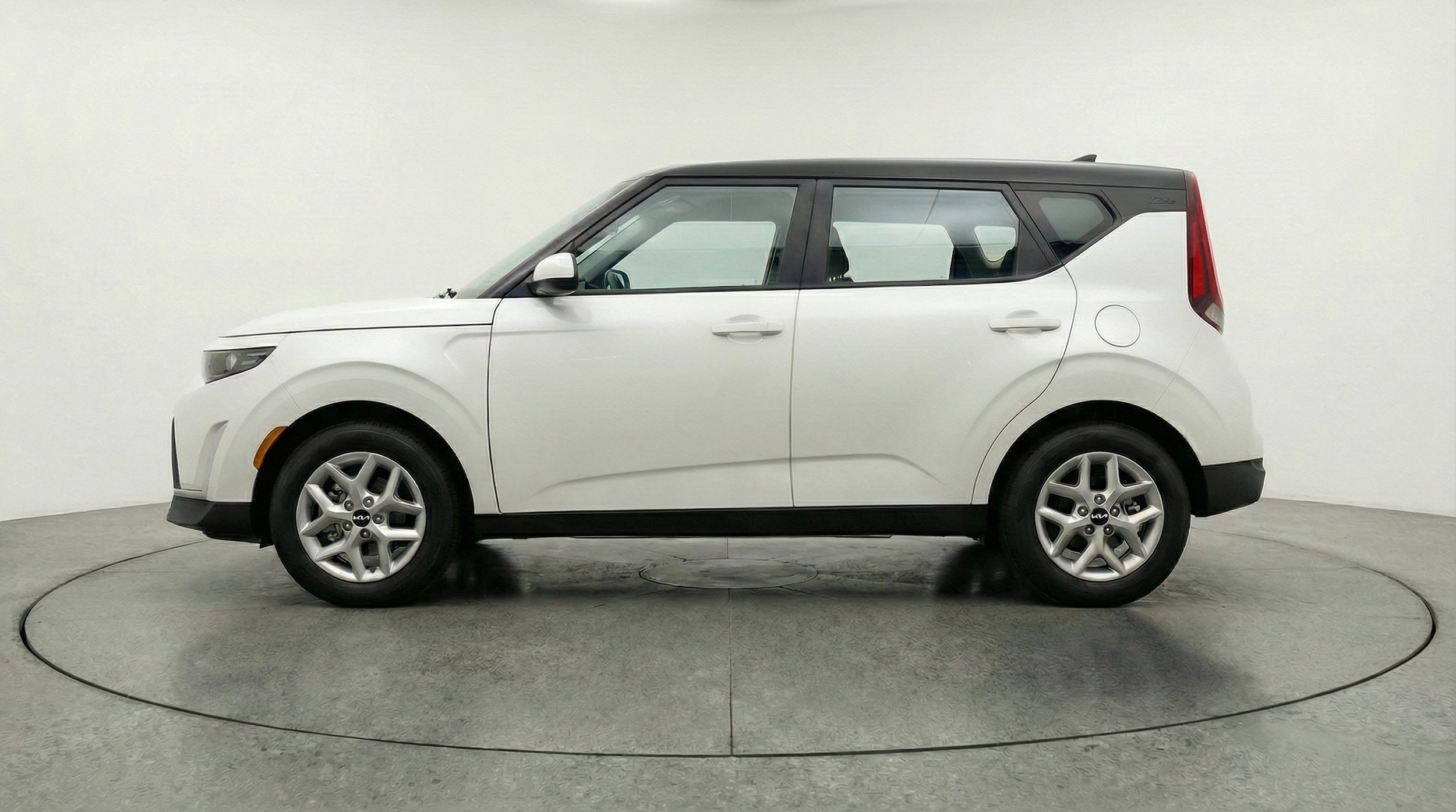 Thumbnail: 2025 Kia Soul - 4