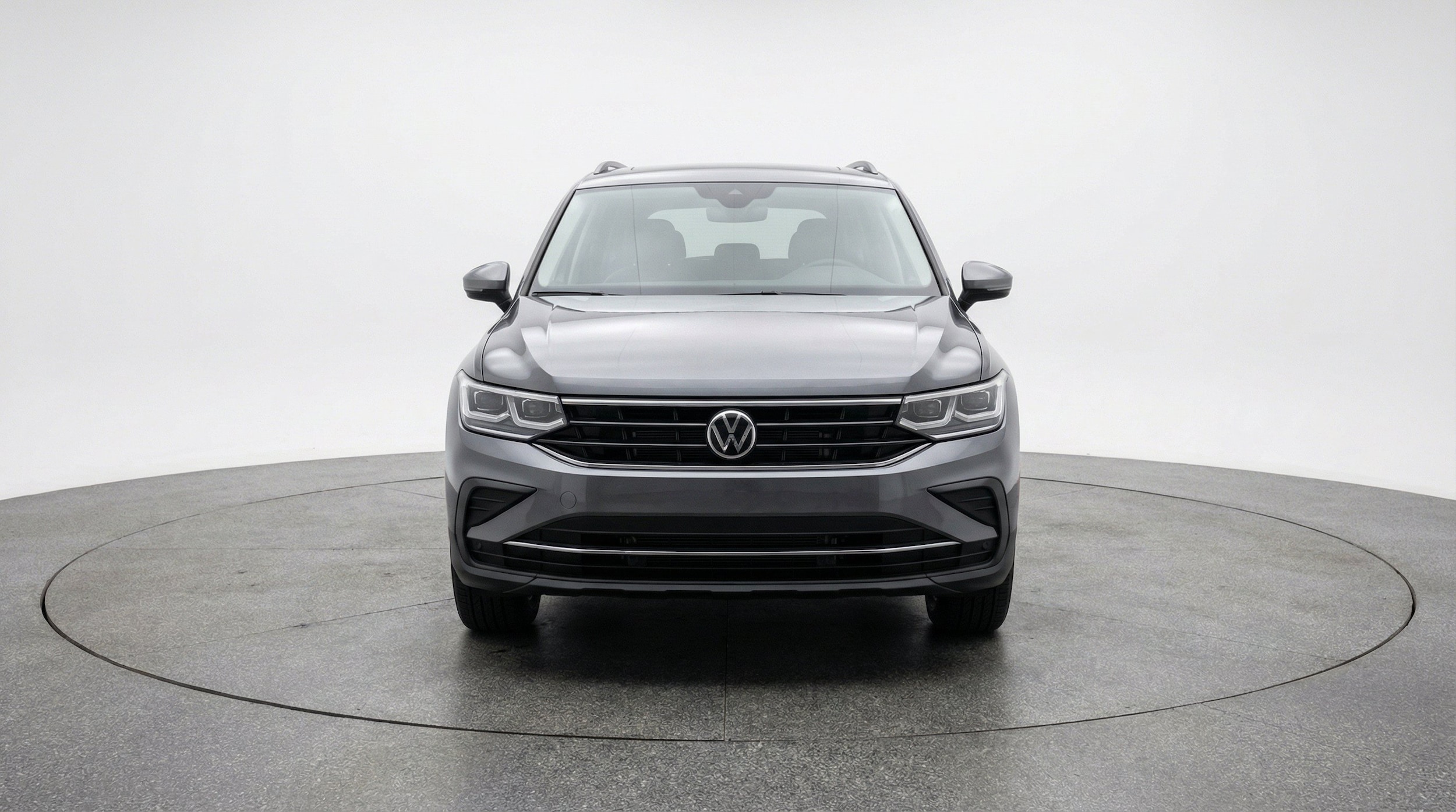 Thumbnail: 2026 Volkswagen Tiguan - 2