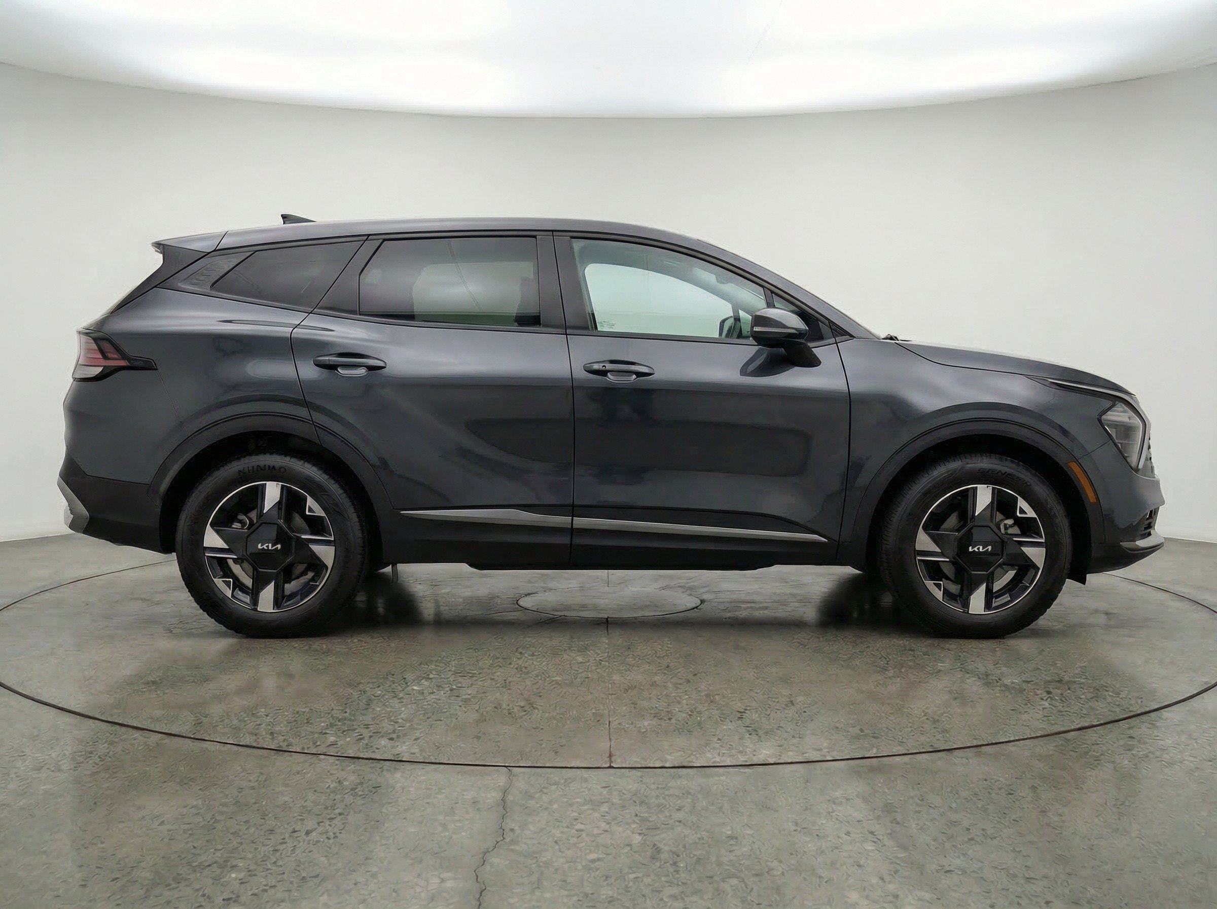 Thumbnail: 2026 Kia Sportage - 10