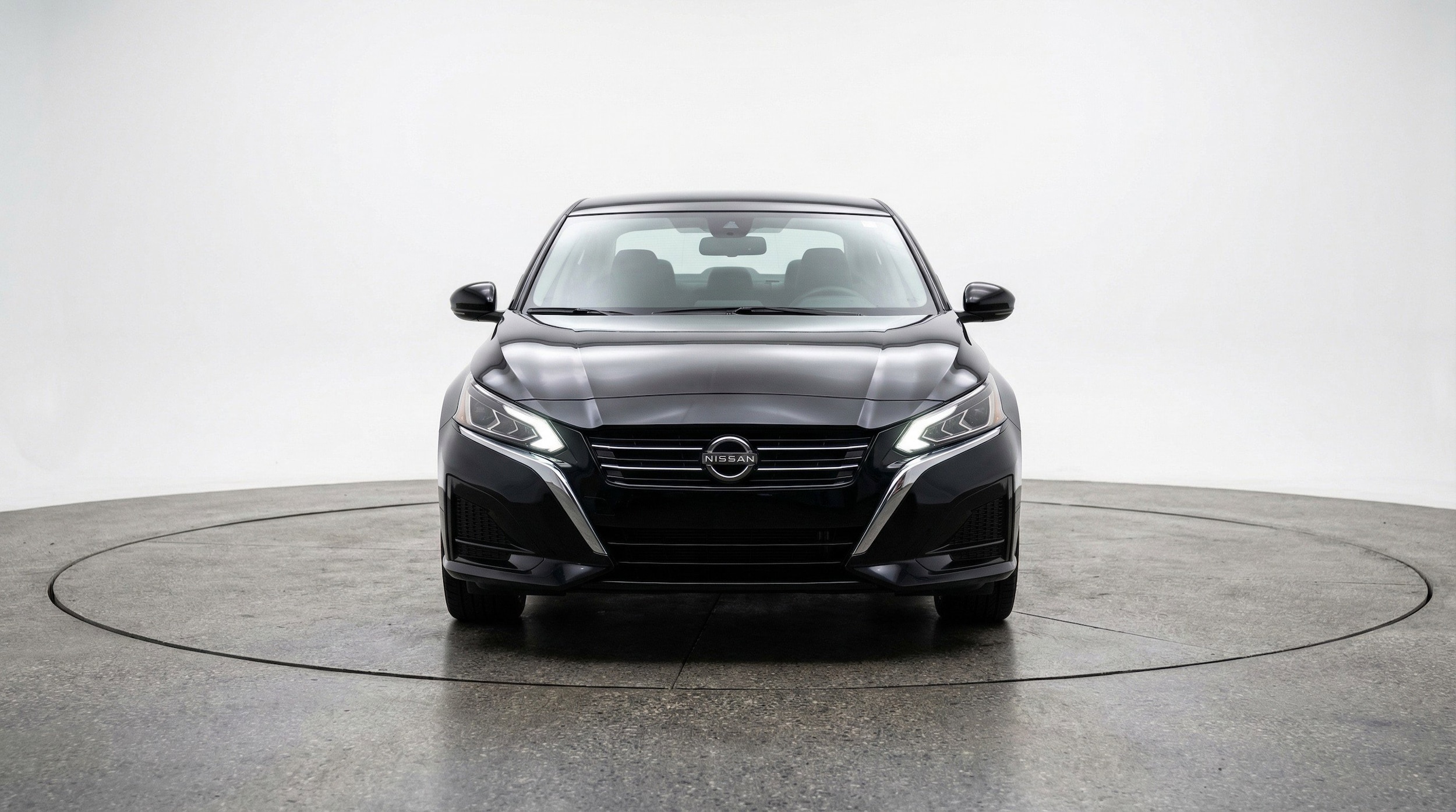 Thumbnail: 2025 Nissan Altima - 2