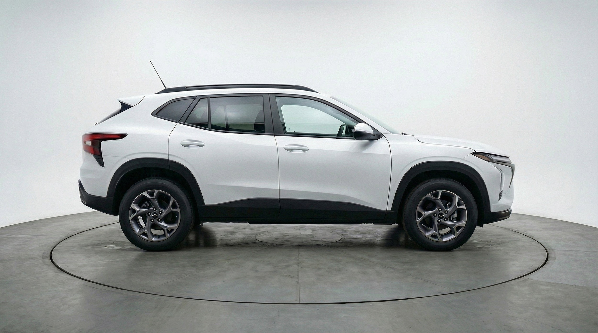 Thumbnail: 2025 Chevrolet Trax - 11