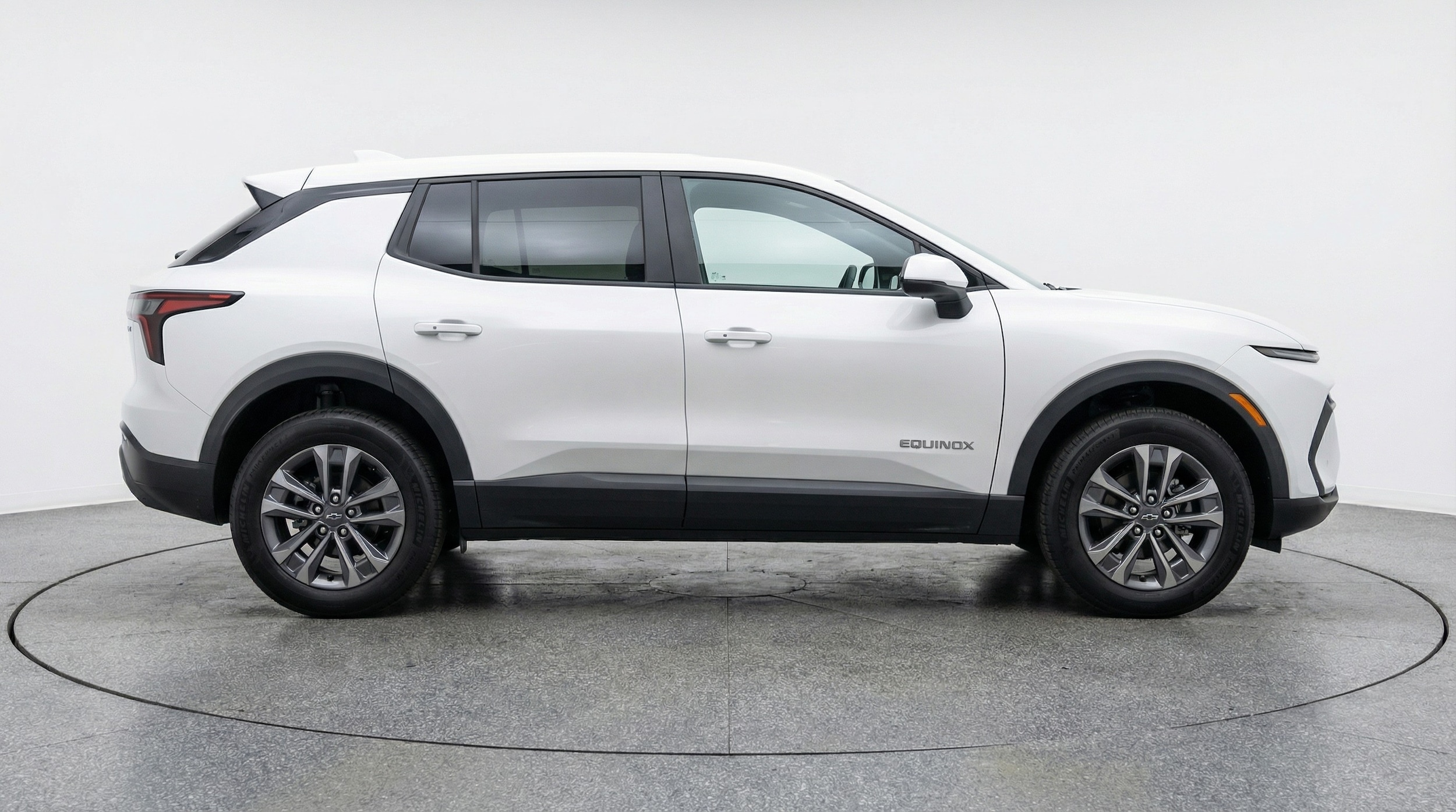 Thumbnail: 2025 Chevrolet Equinox - 8