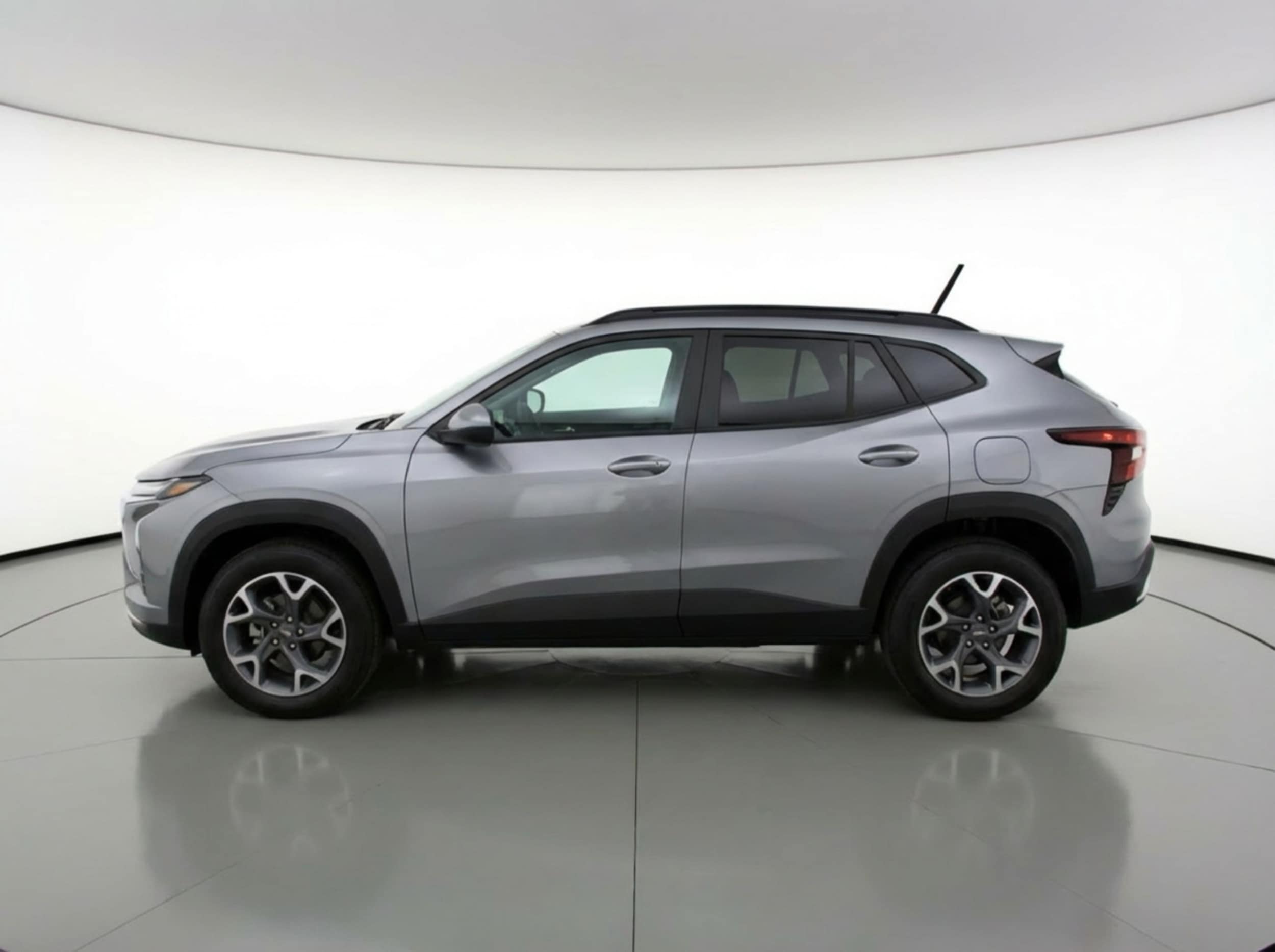 Thumbnail: 2025 Chevrolet Trax - 4