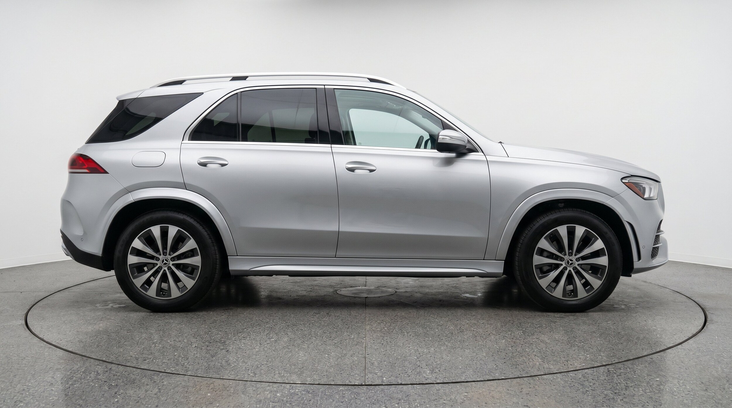 Thumbnail: 2026 Mercedes-Benz GLE - 11