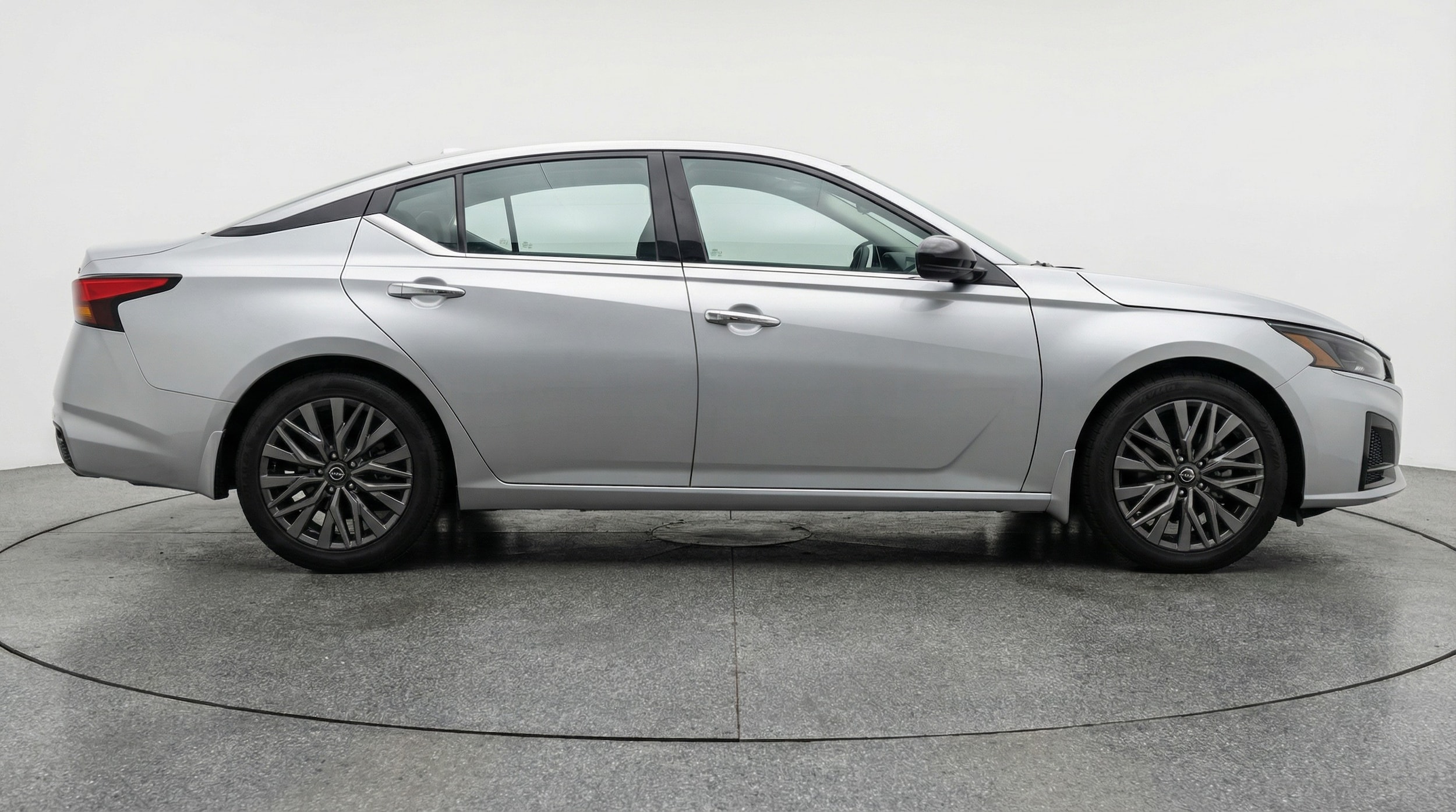 Thumbnail: 2025 Nissan Altima - 8