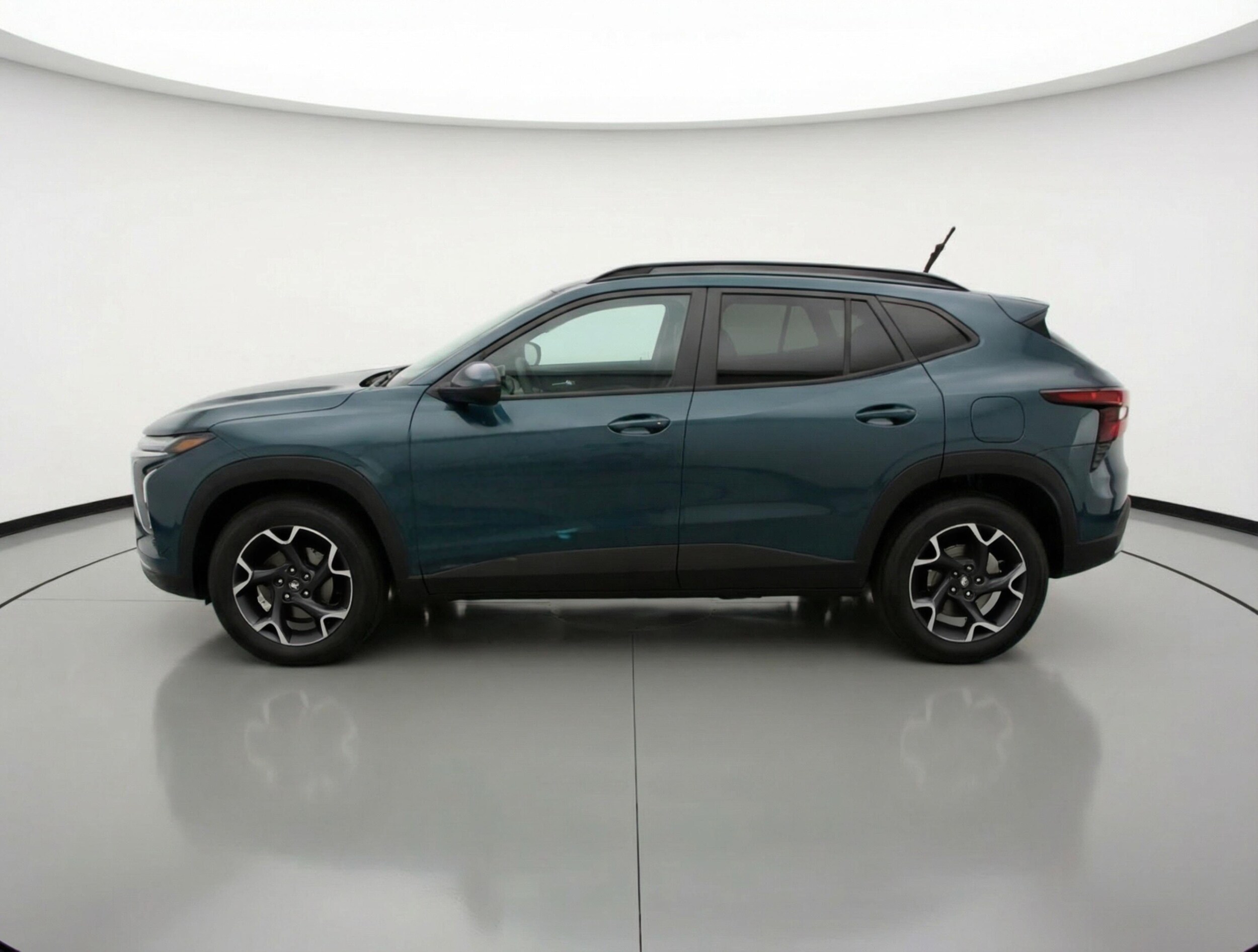 Thumbnail: 2025 Chevrolet Trax - 5