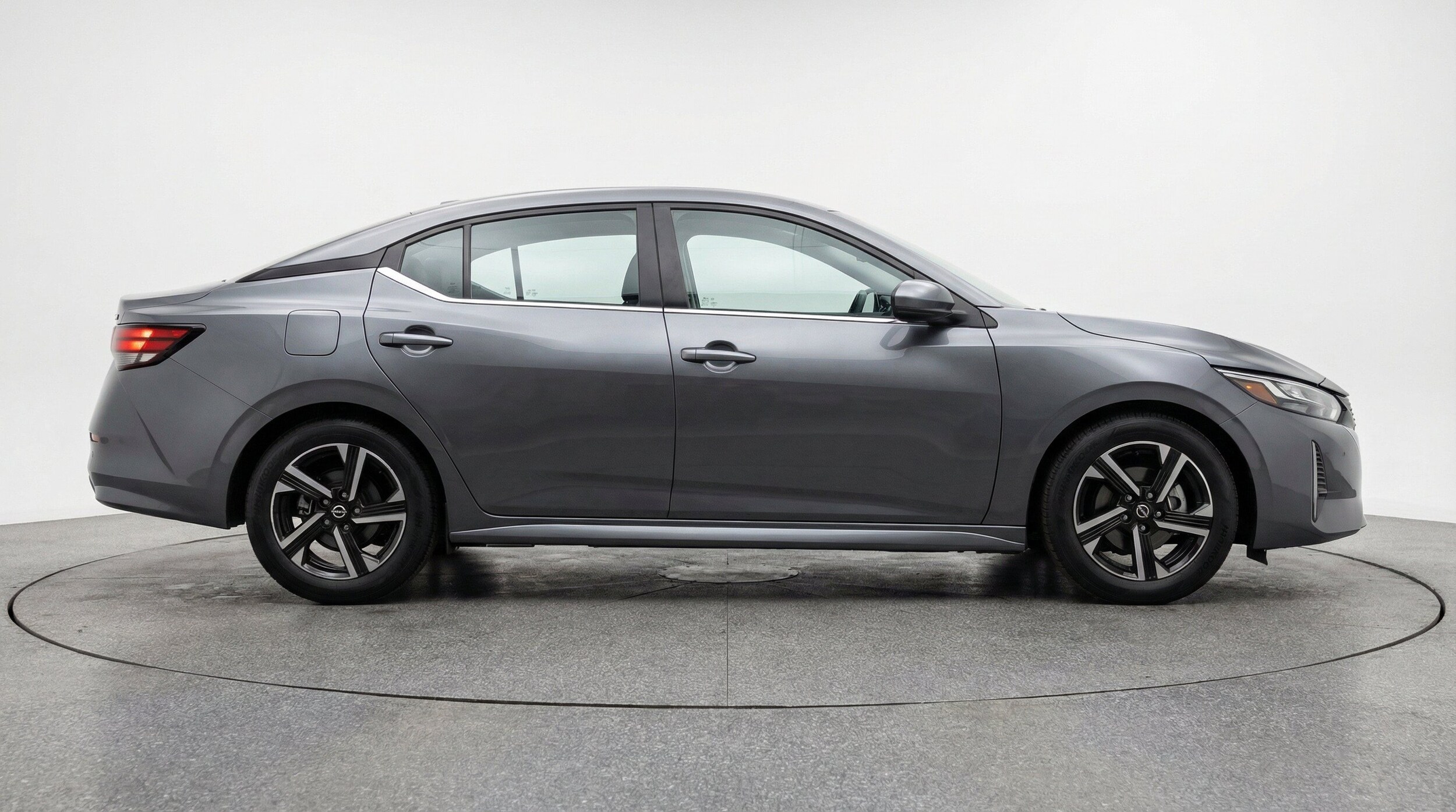 Thumbnail: 2025 Nissan Sentra - 11