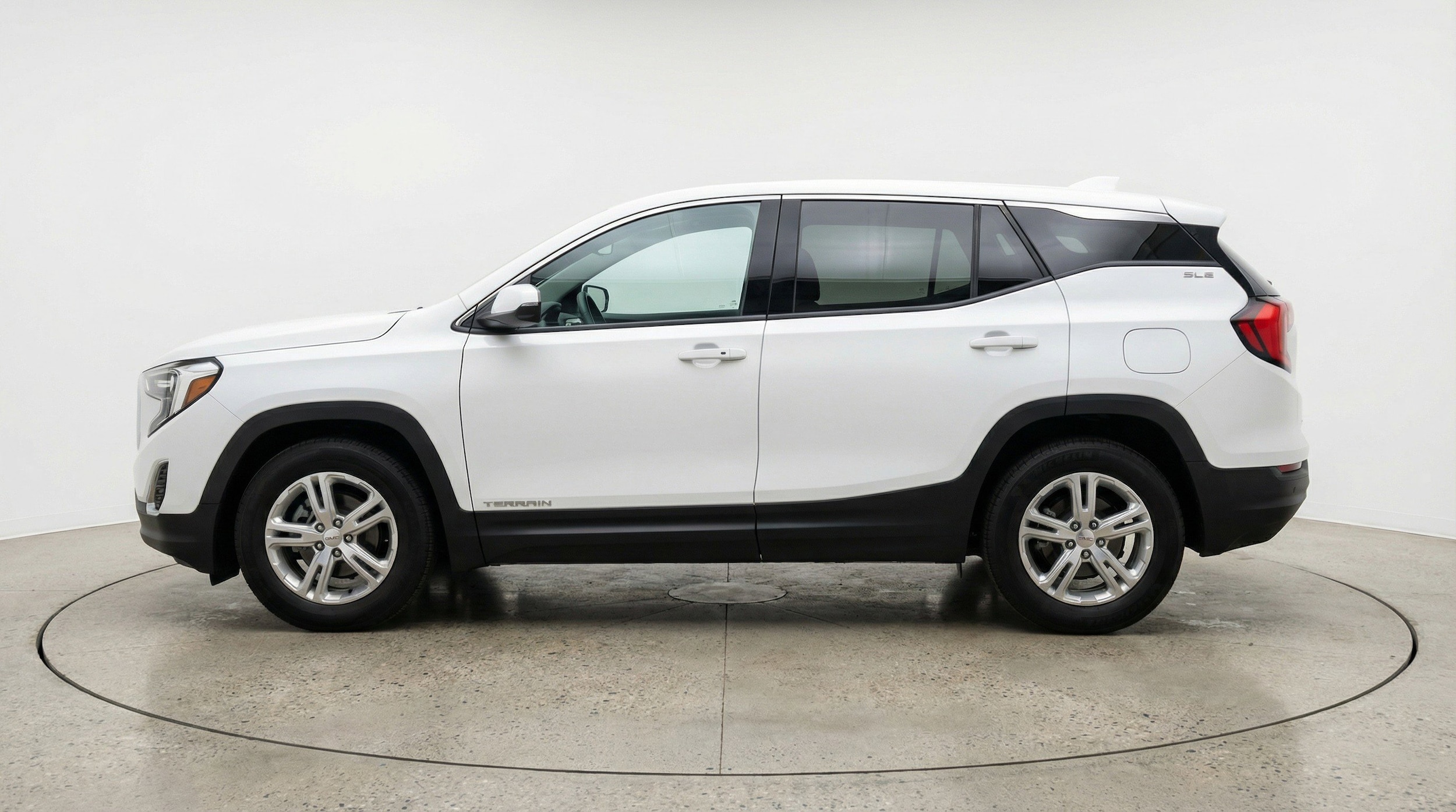 Thumbnail: 2024 GMC Terrain - 5