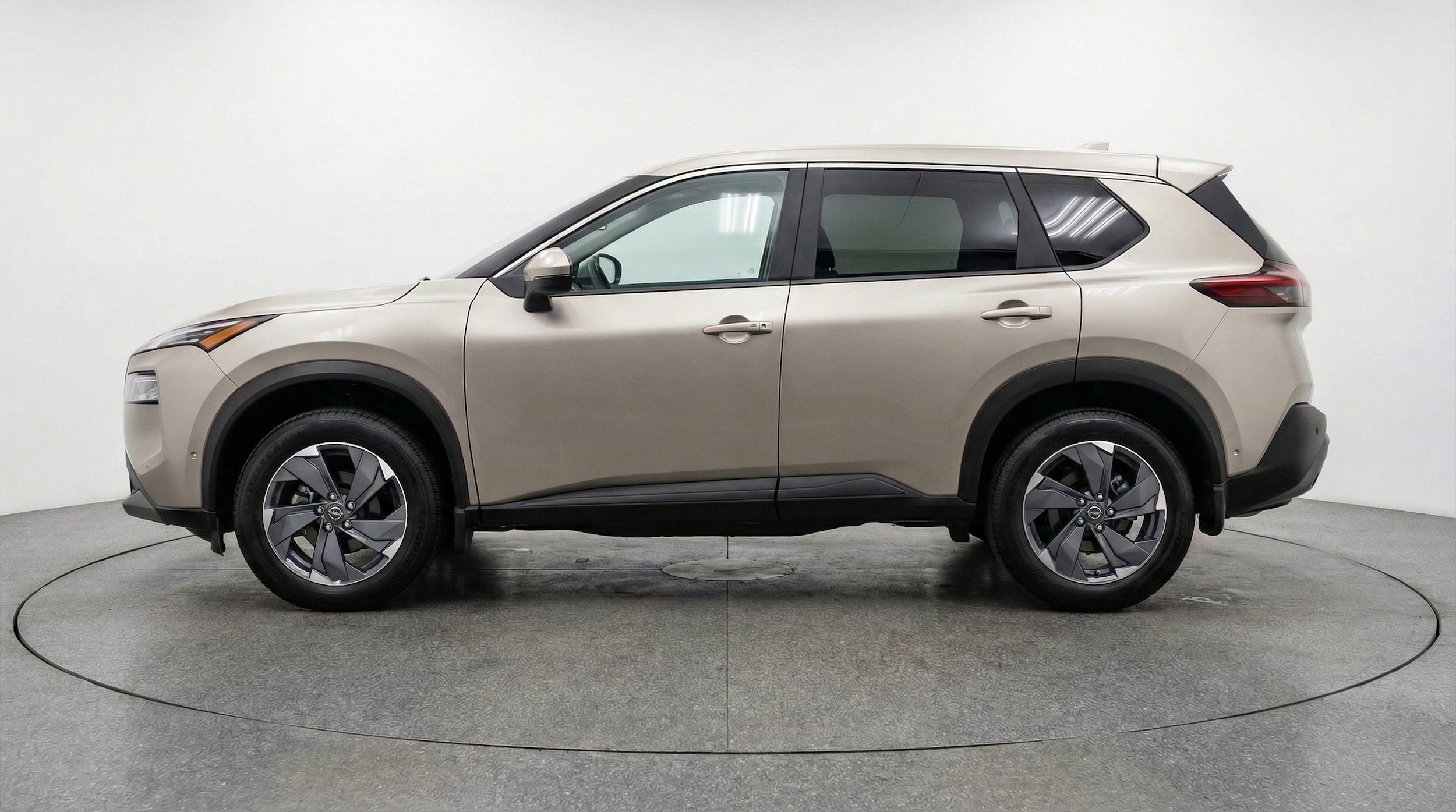 Thumbnail: 2025 Nissan Rogue - 5