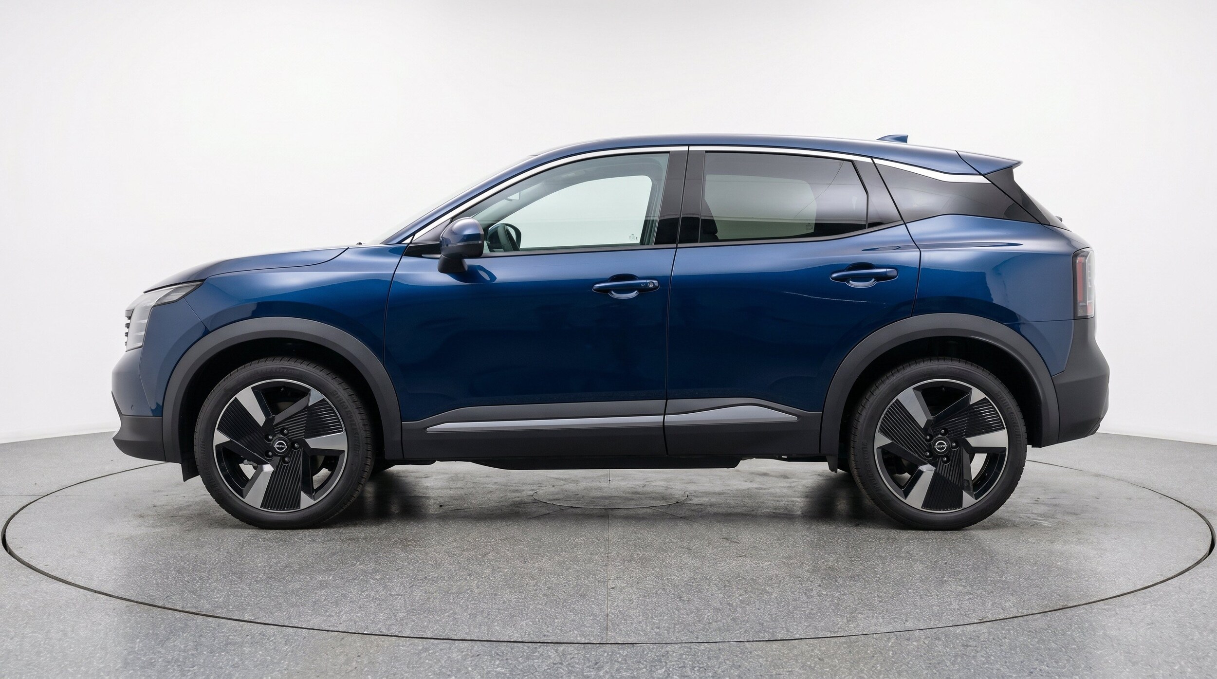 Thumbnail: 2026 Nissan Kicks - 5