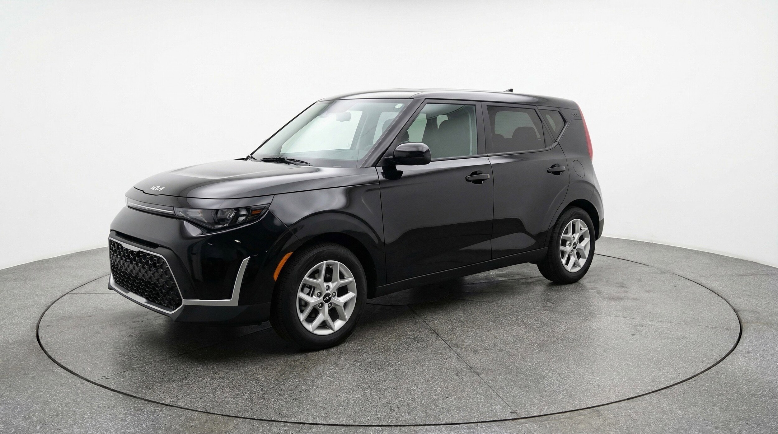 Thumbnail: 2025 Kia Soul - 3