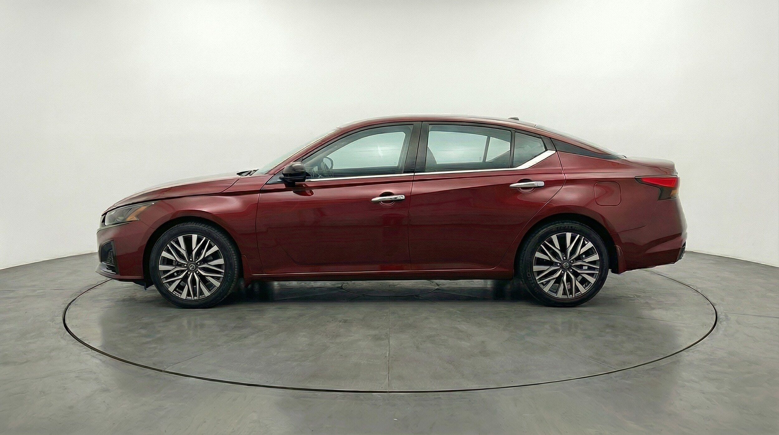 Thumbnail: 2025 Nissan Altima - 4