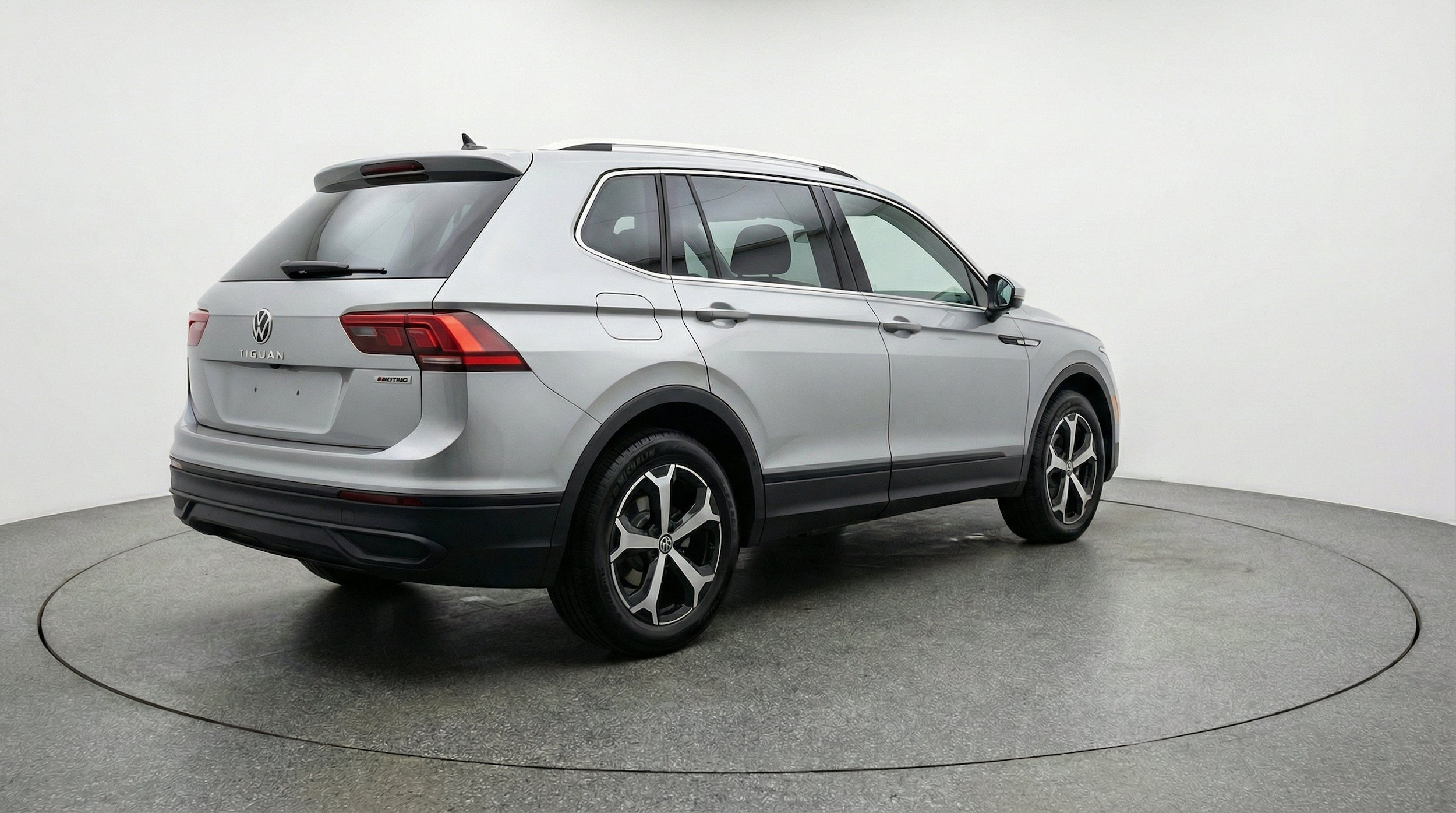 Thumbnail: 2026 Volkswagen Tiguan - 9