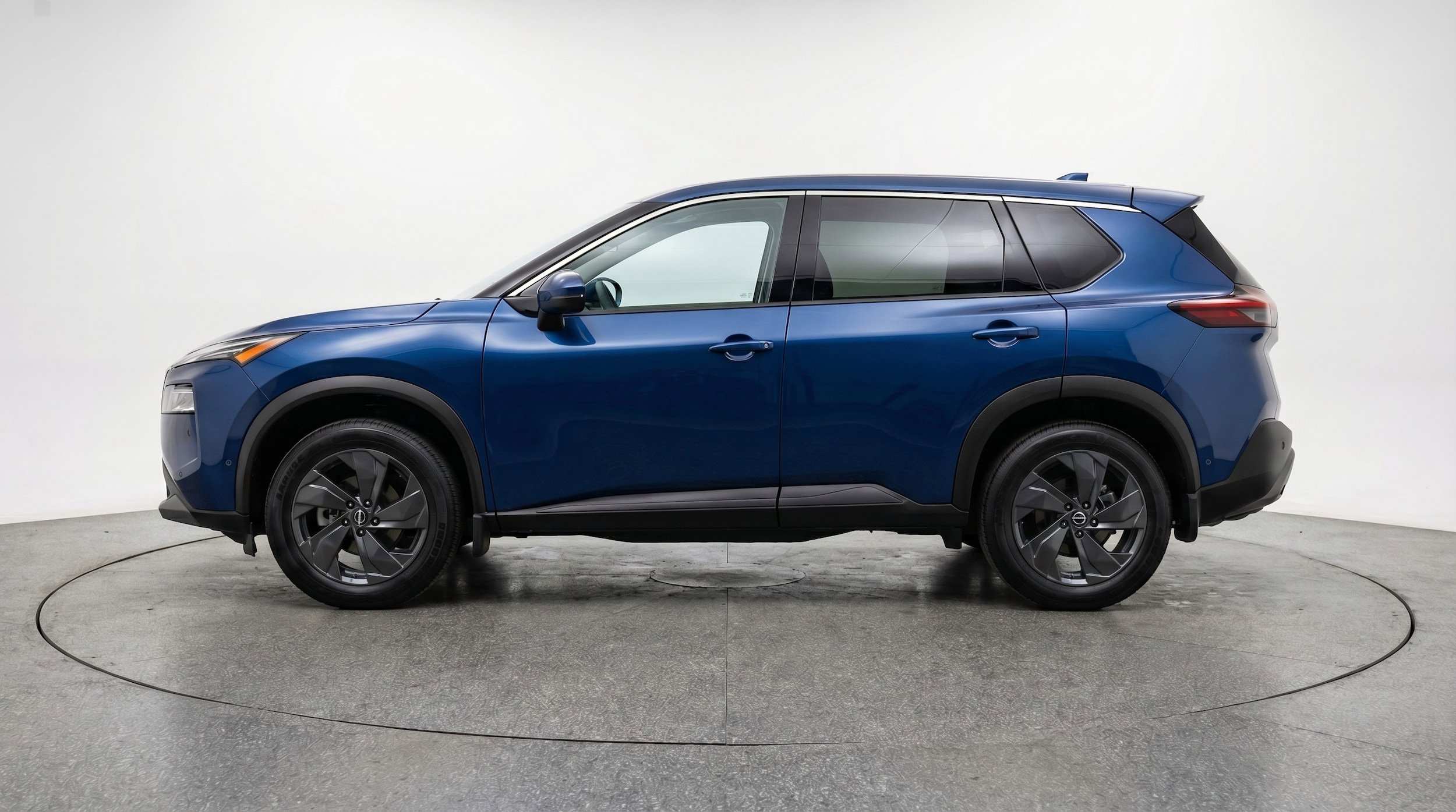 Thumbnail: 2025 Nissan Rogue - 4
