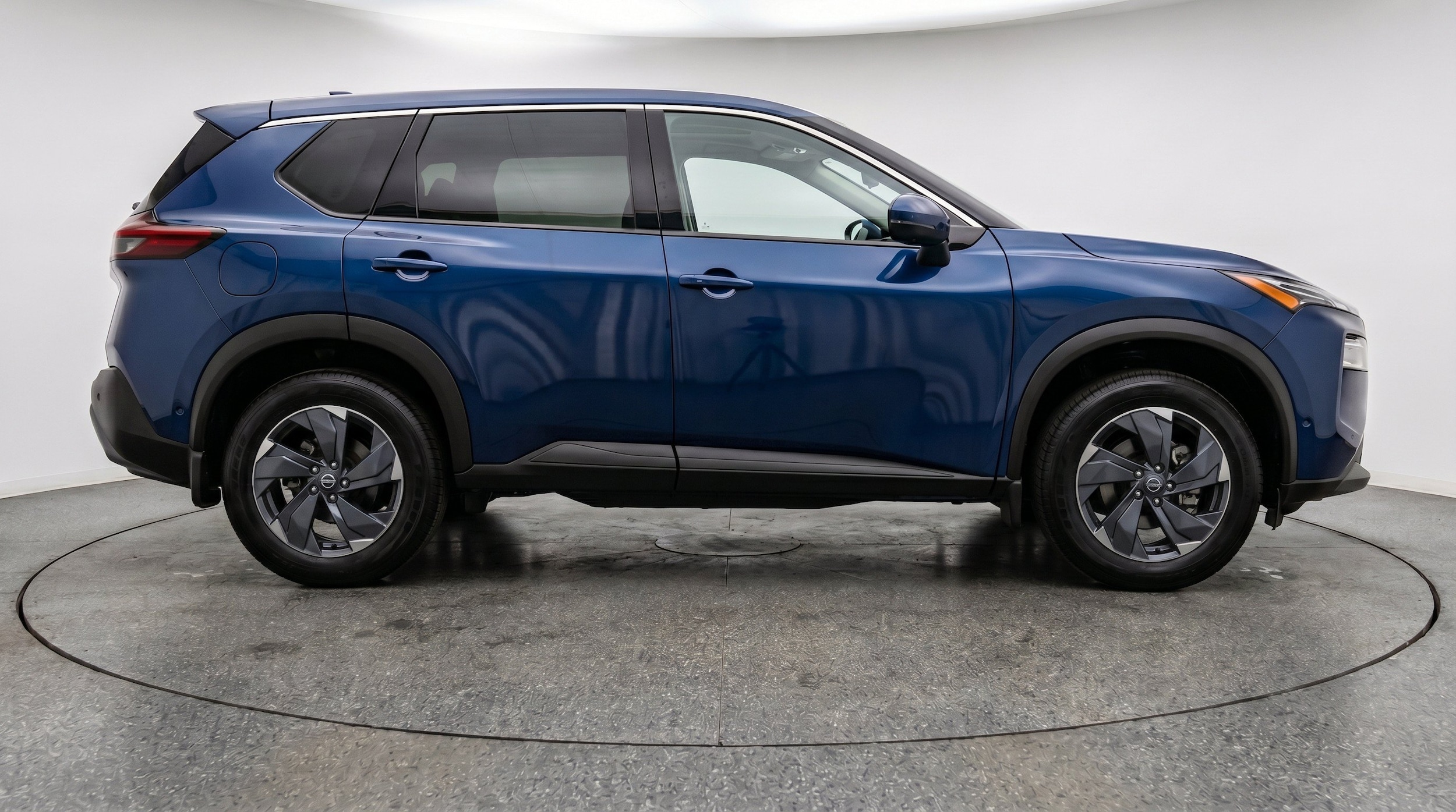 Thumbnail: 2025 Nissan Rogue - 11