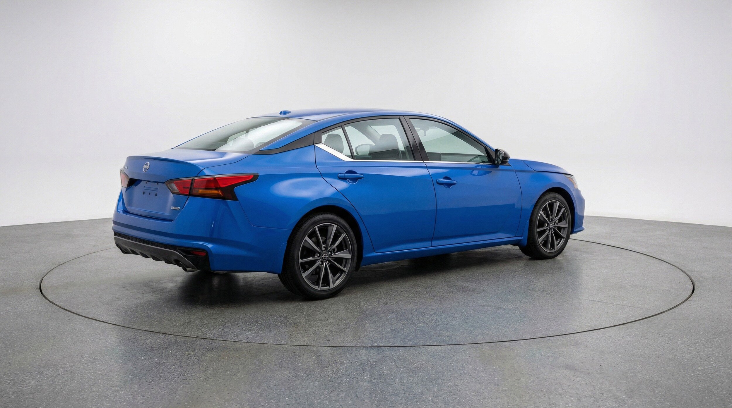 Thumbnail: 2025 Nissan Altima - 9