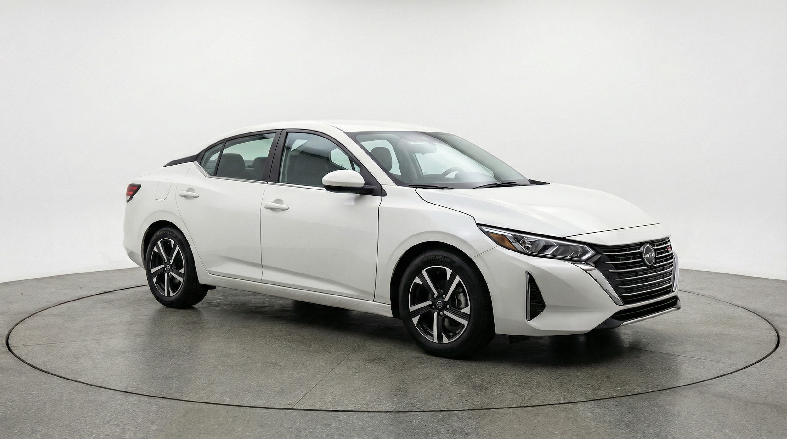 Thumbnail: 2025 Nissan Sentra - 1