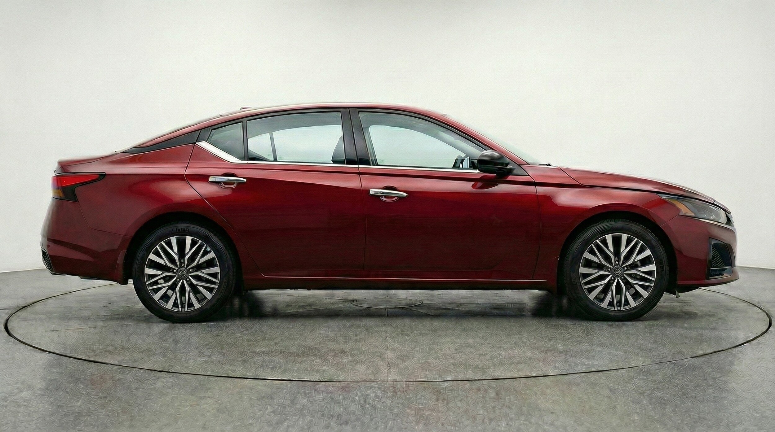 Thumbnail: 2025 Nissan Altima - 11