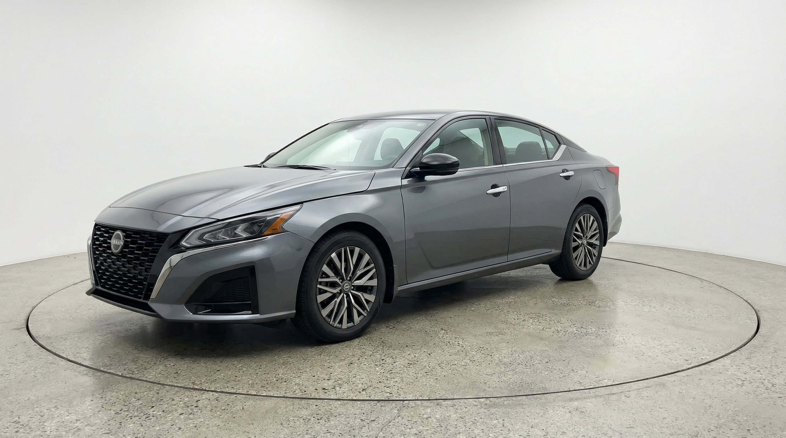 Thumbnail: 2025 Nissan Altima - 3