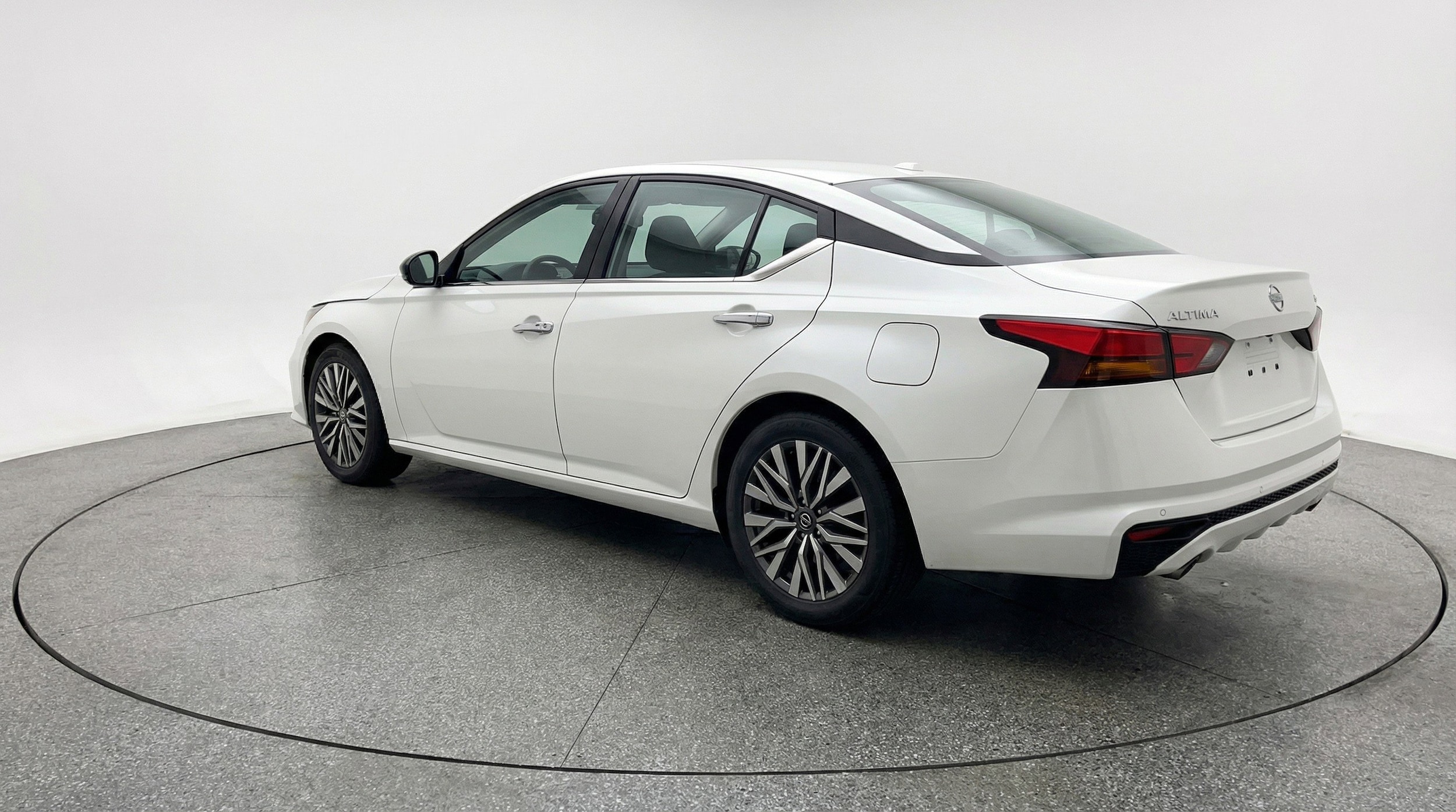 Thumbnail: 2025 Nissan Altima - 6