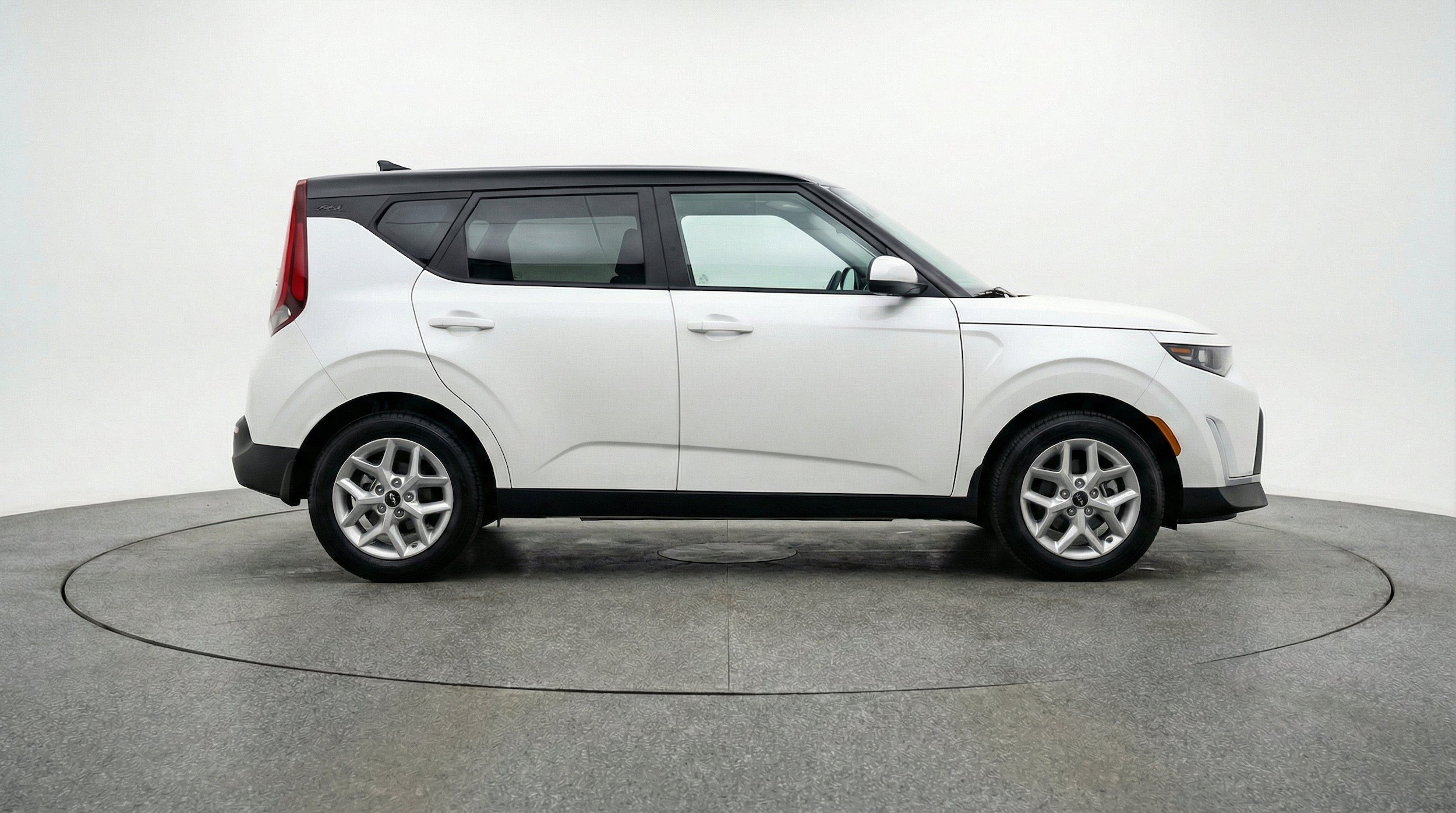 Thumbnail: 2025 Kia Soul - 11
