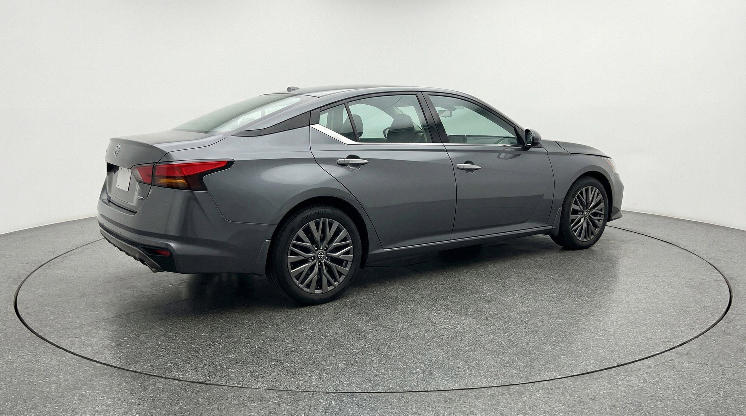 Thumbnail: 2025 Nissan Altima - 9