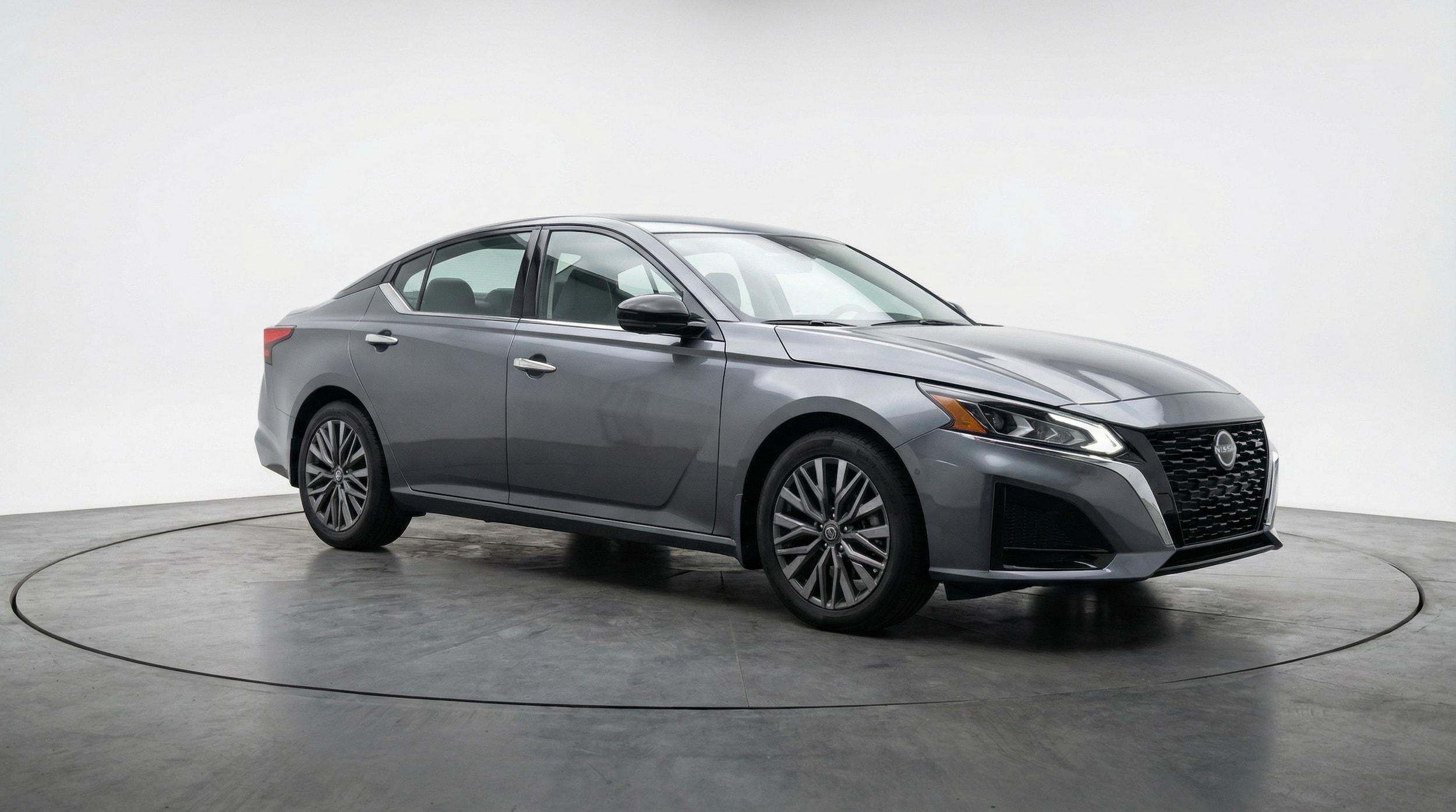 Thumbnail: 2025 Nissan Altima - 1