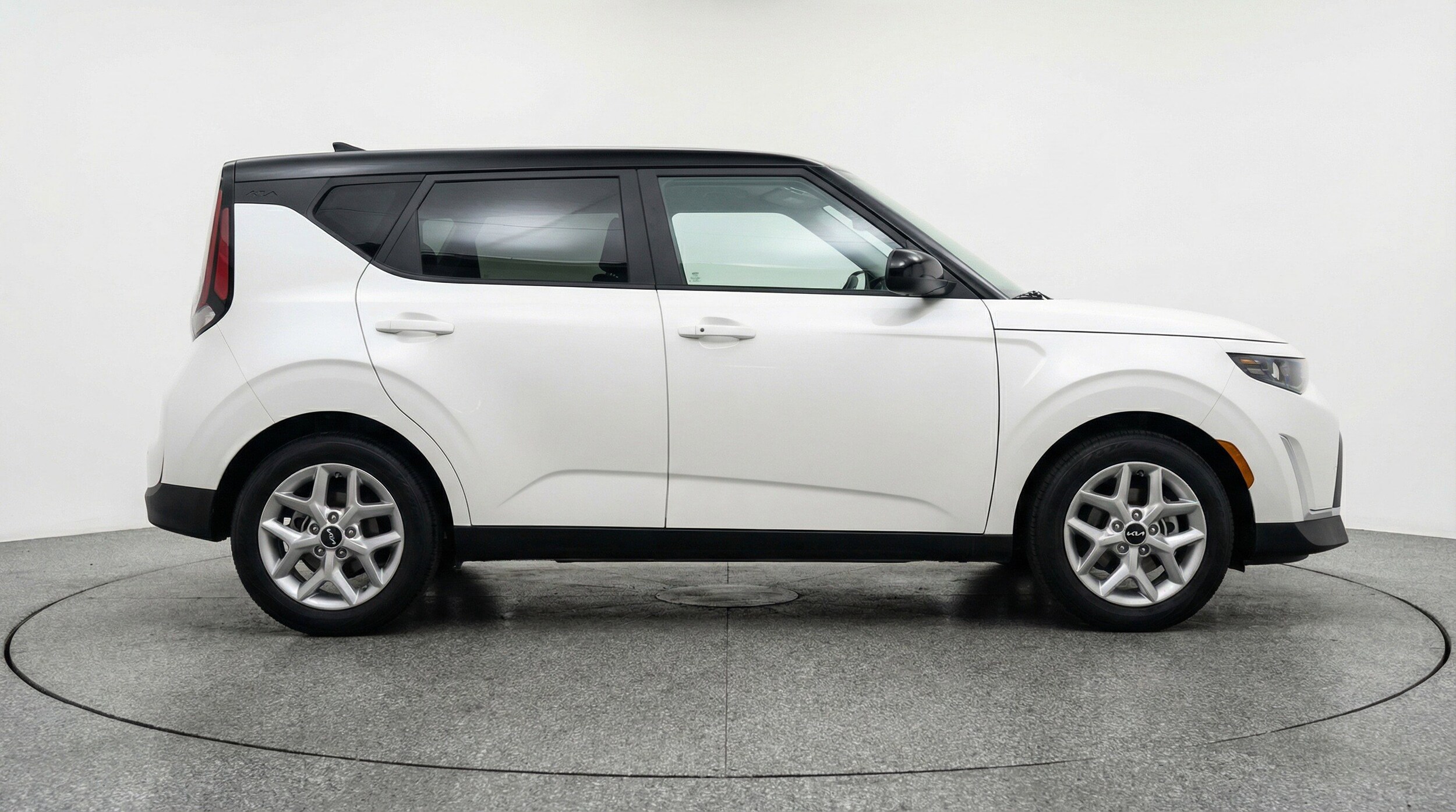Thumbnail: 2025 Kia Soul - 11