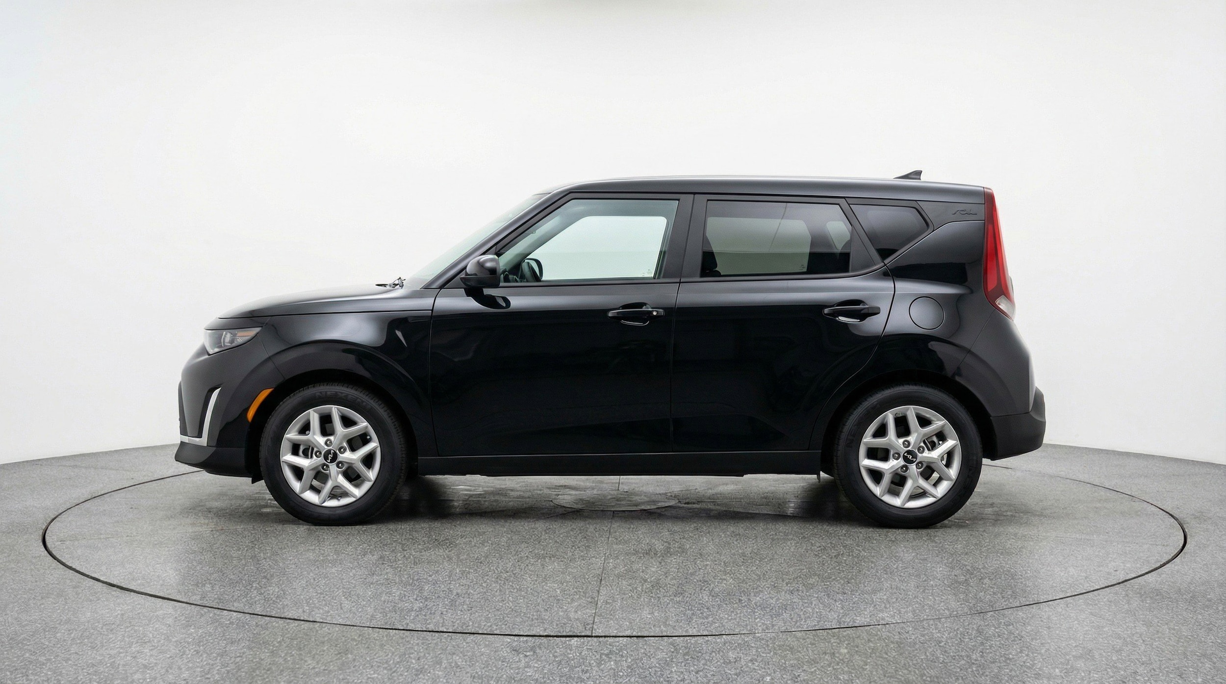 Thumbnail: 2025 Kia Soul - 5