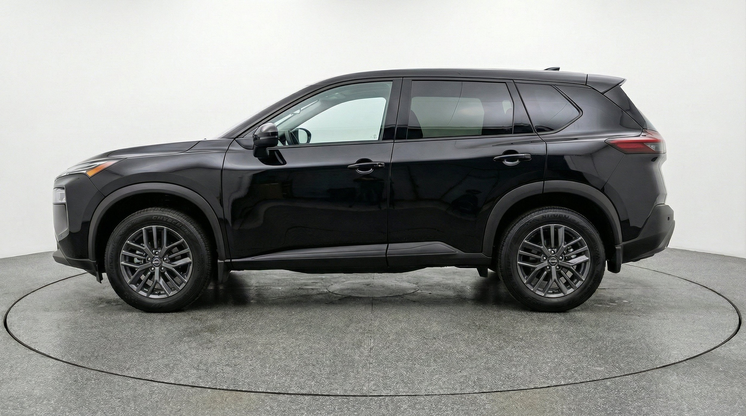 Thumbnail: 2026 Nissan Rogue - 5