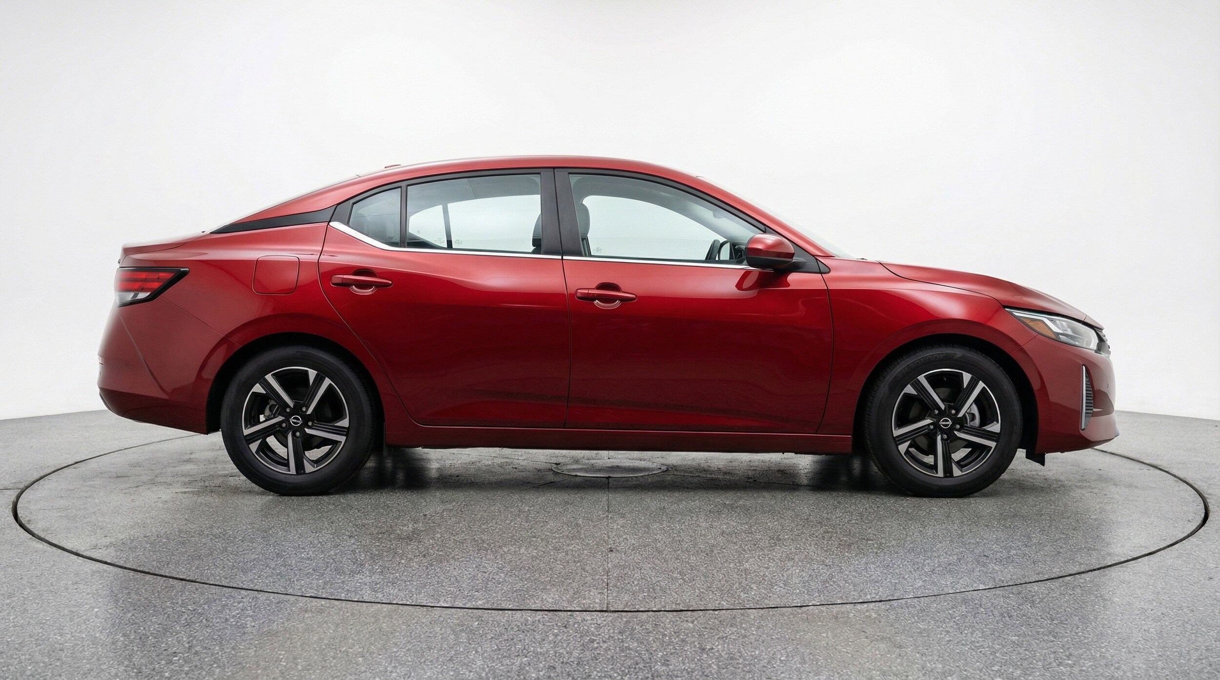 Thumbnail: 2025 Nissan Sentra - 11