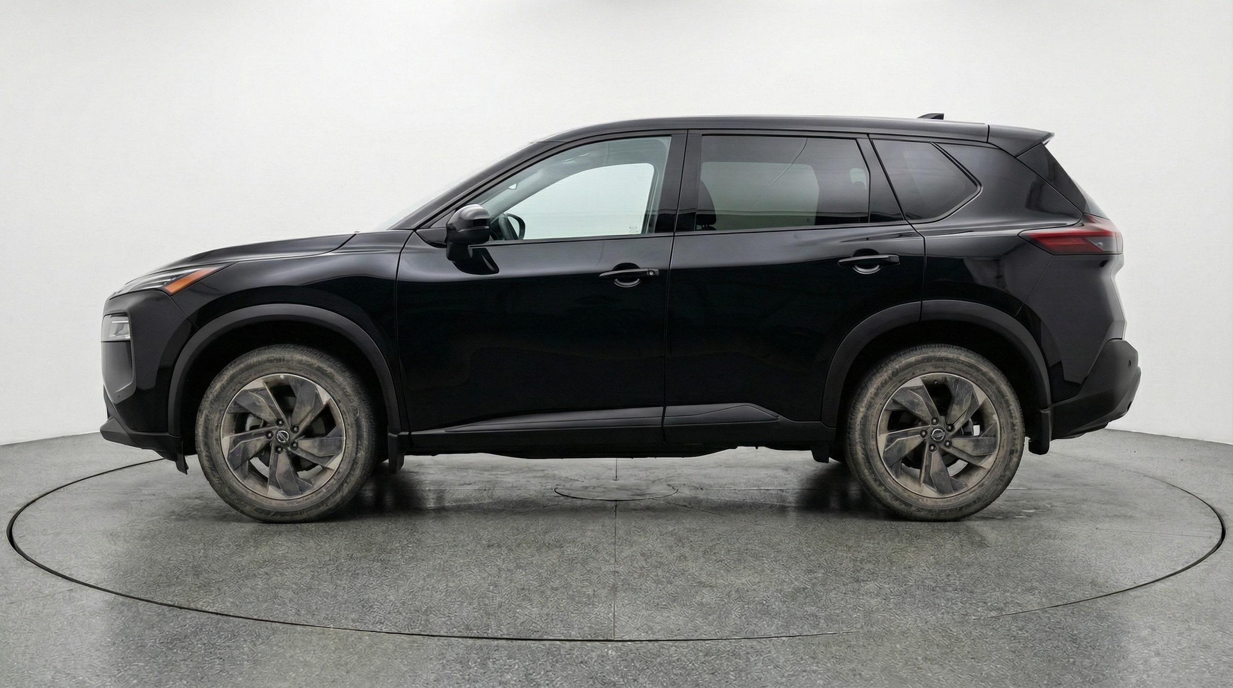 Thumbnail: 2025 Nissan Rogue - 4