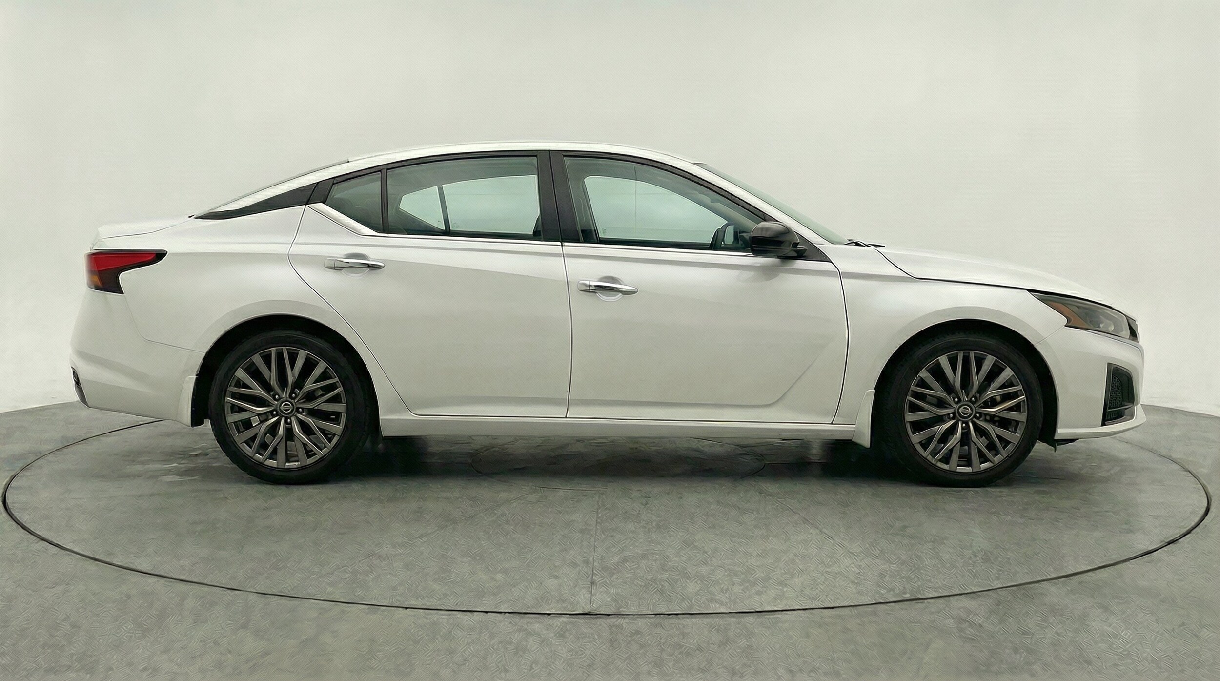 Thumbnail: 2025 Nissan Altima - 11