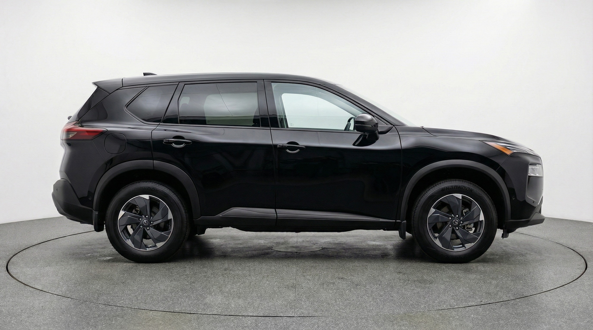 Thumbnail: 2025 Nissan Rogue - 8