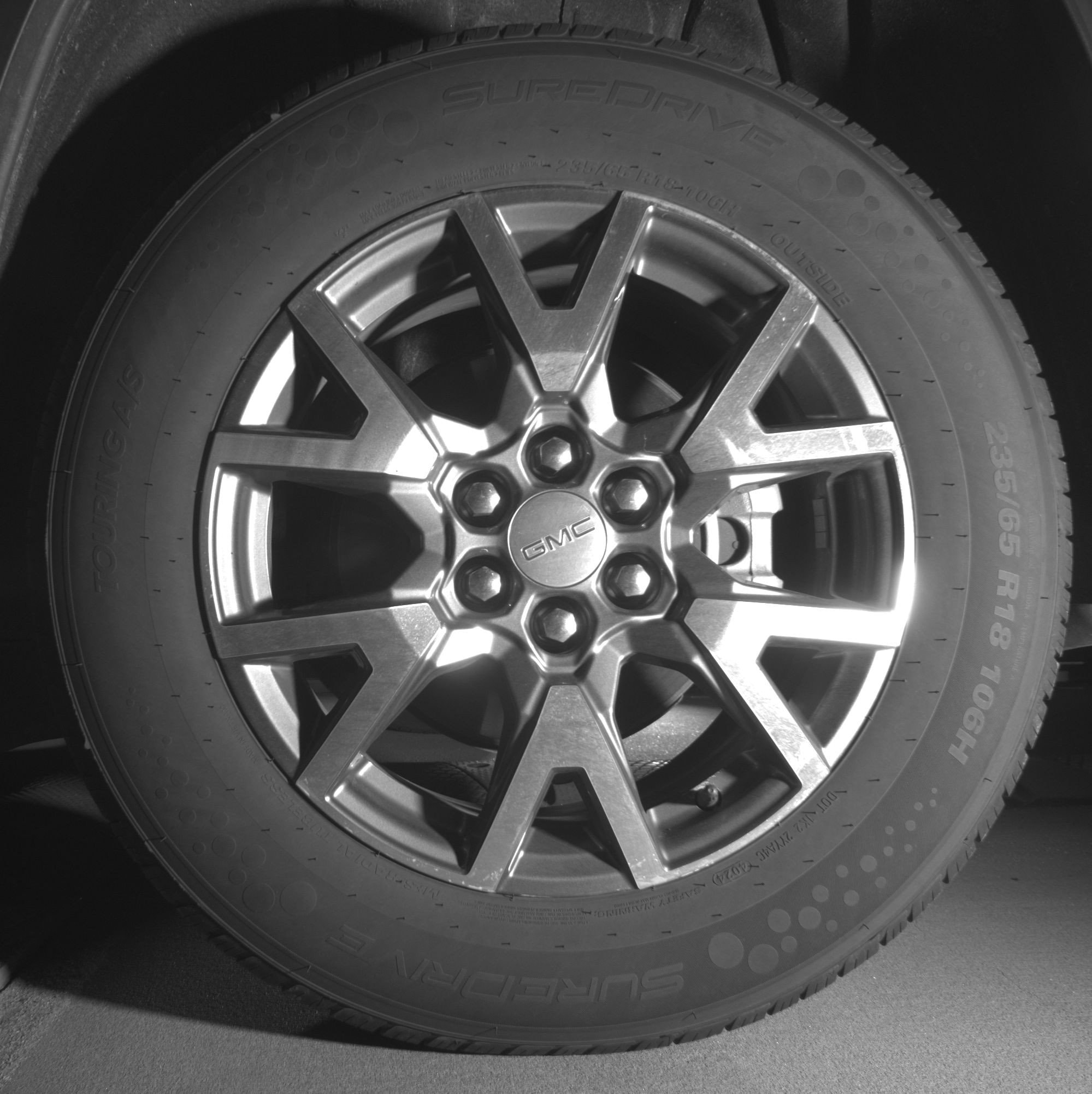 Thumbnail: 2023 GMC Acadia - 14
