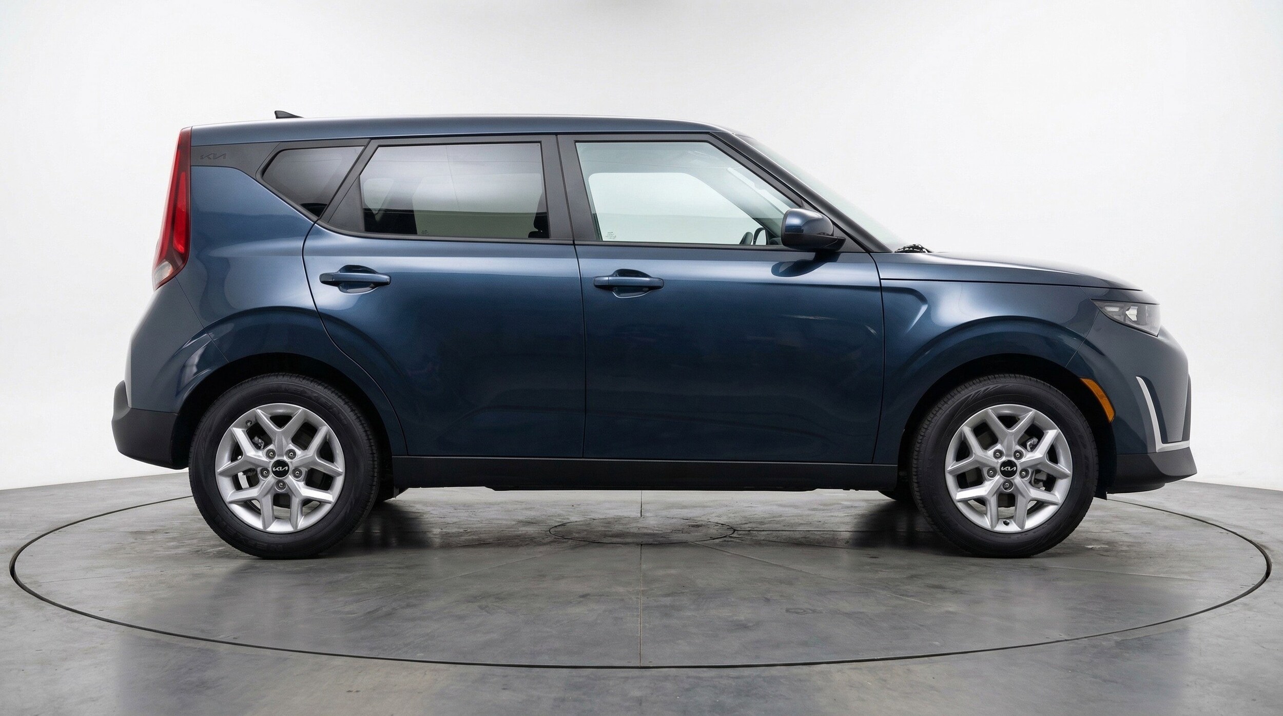 Thumbnail: 2025 Kia Soul - 11