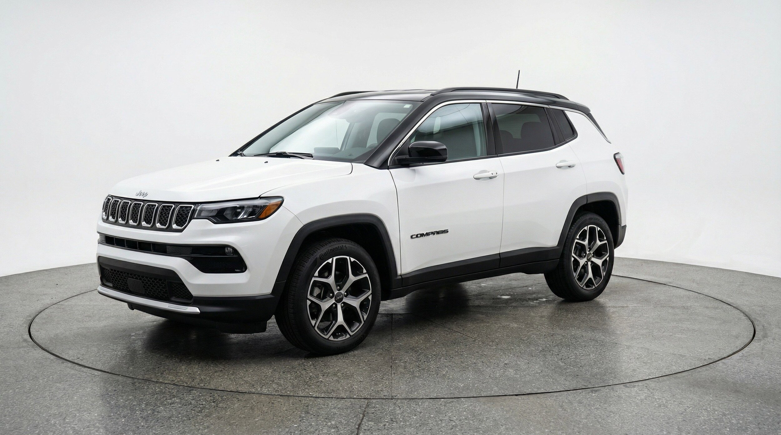 Thumbnail: 2025 Jeep Compass - 3