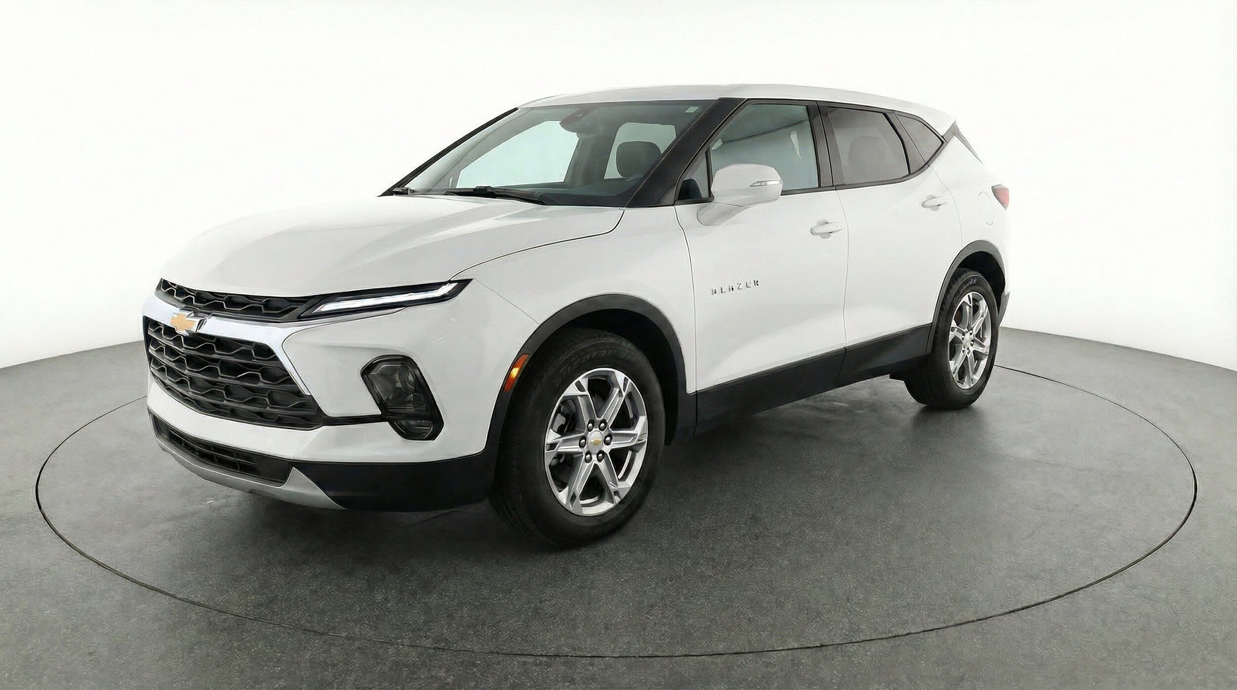 Thumbnail: 2025 Chevrolet Blazer - 3