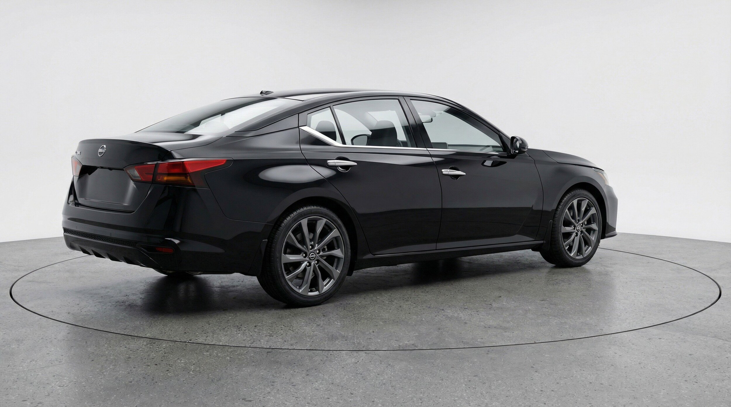 Thumbnail: 2025 Nissan Altima - 9