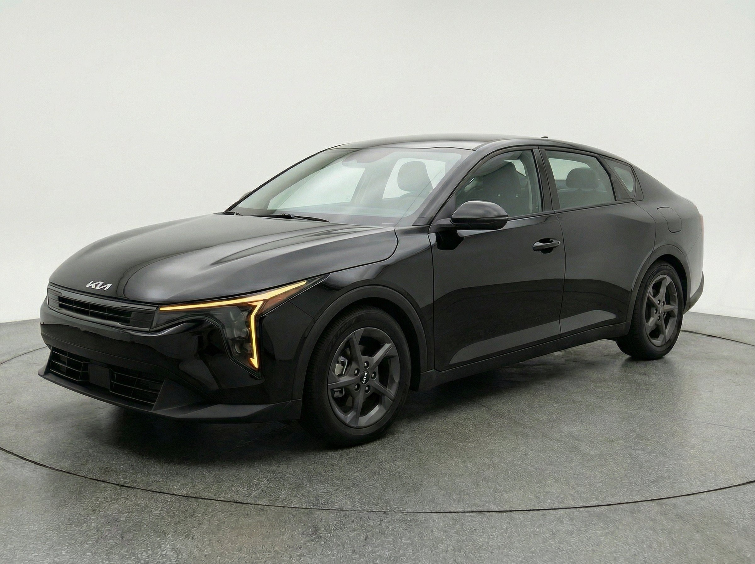 Thumbnail: 2025 Kia K4 - 3