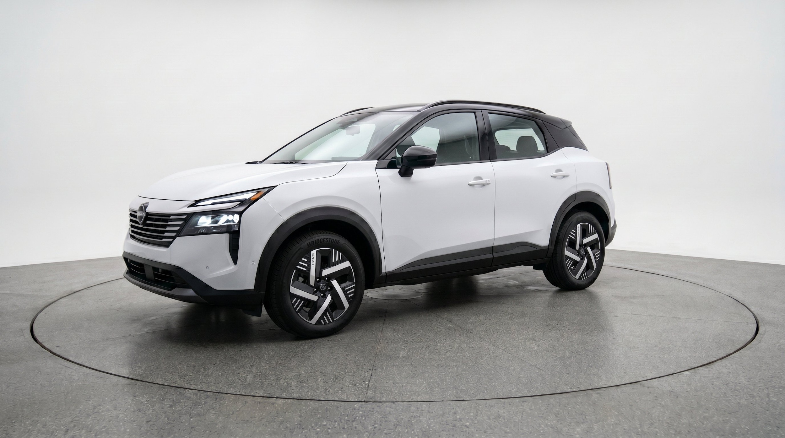 Thumbnail: 2026 Nissan Kicks - 3
