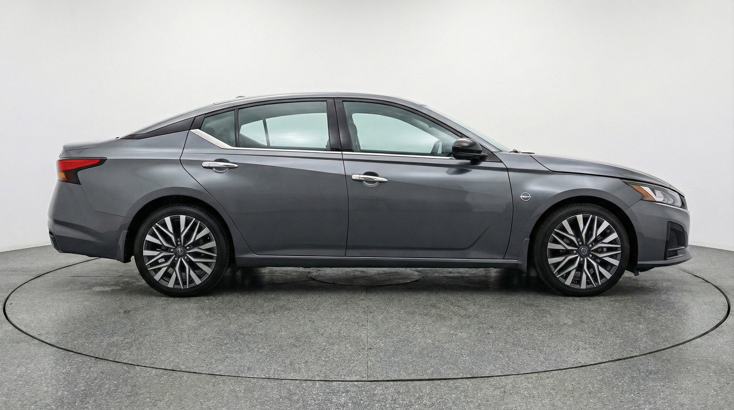 Thumbnail: 2025 Nissan Altima - 11